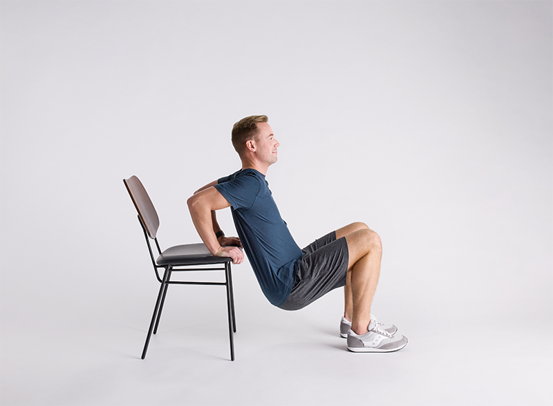 How to do a tricep dip: a Hinge Health guide