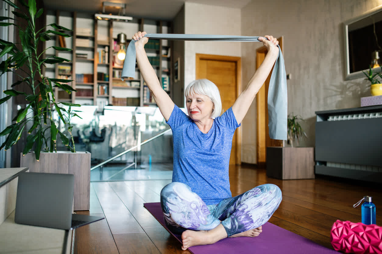 Older-lady-exercising-with-a-resistance-band-resistance-band-exercises
