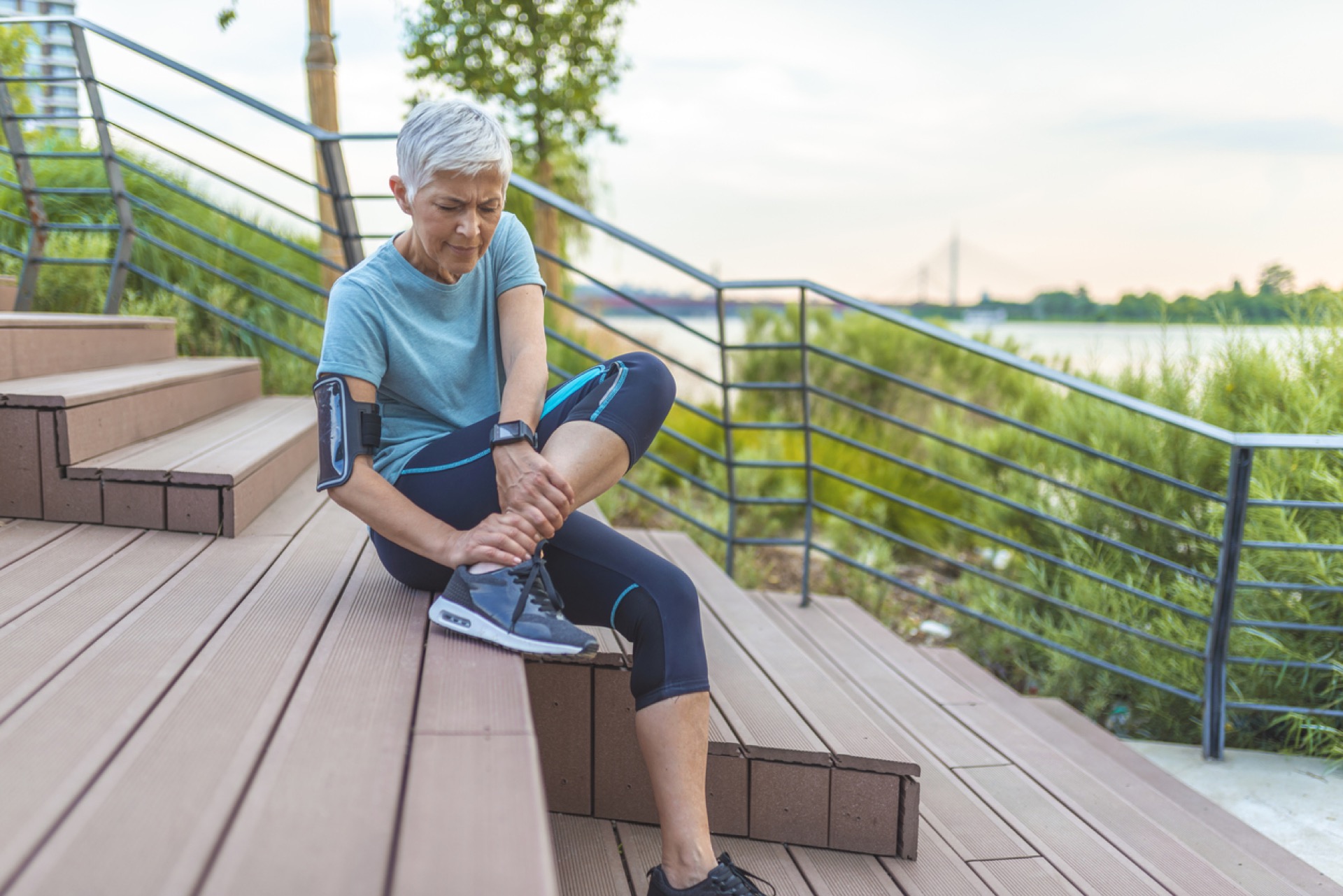 Sprain vs. strain: what’s the difference and how to prevent them
