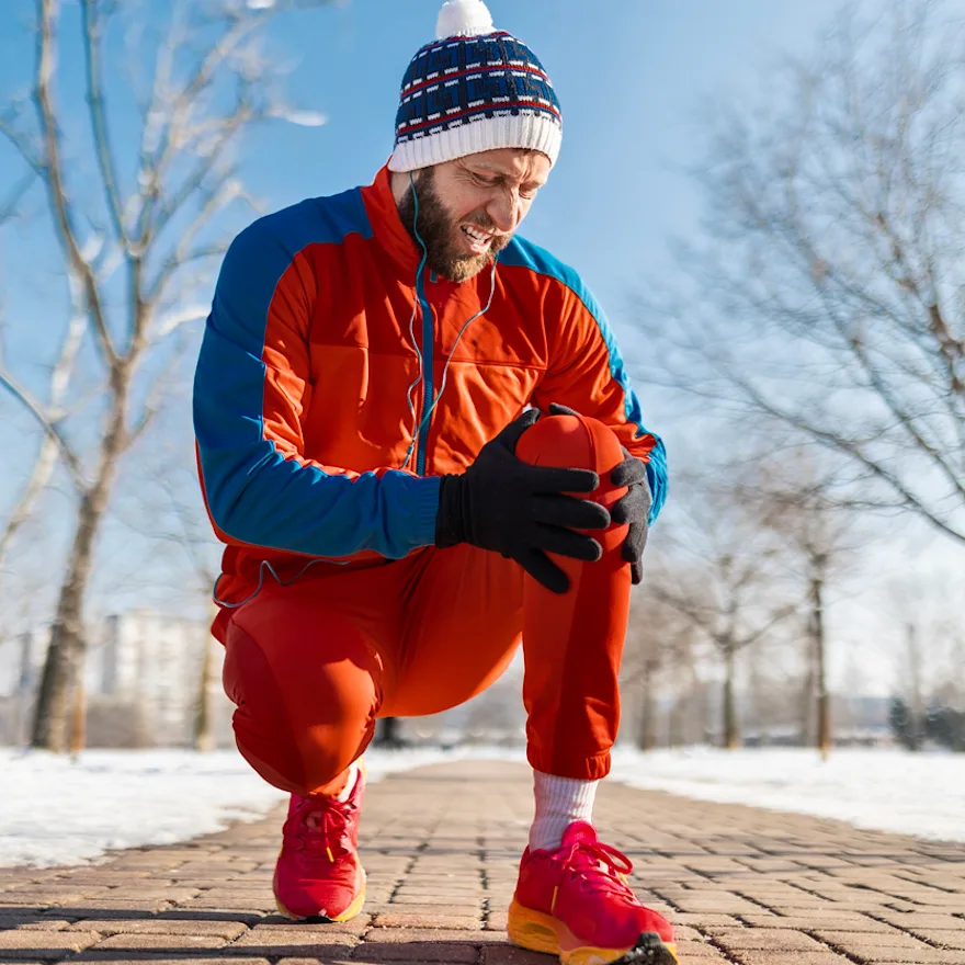 Knee pain in cold weather