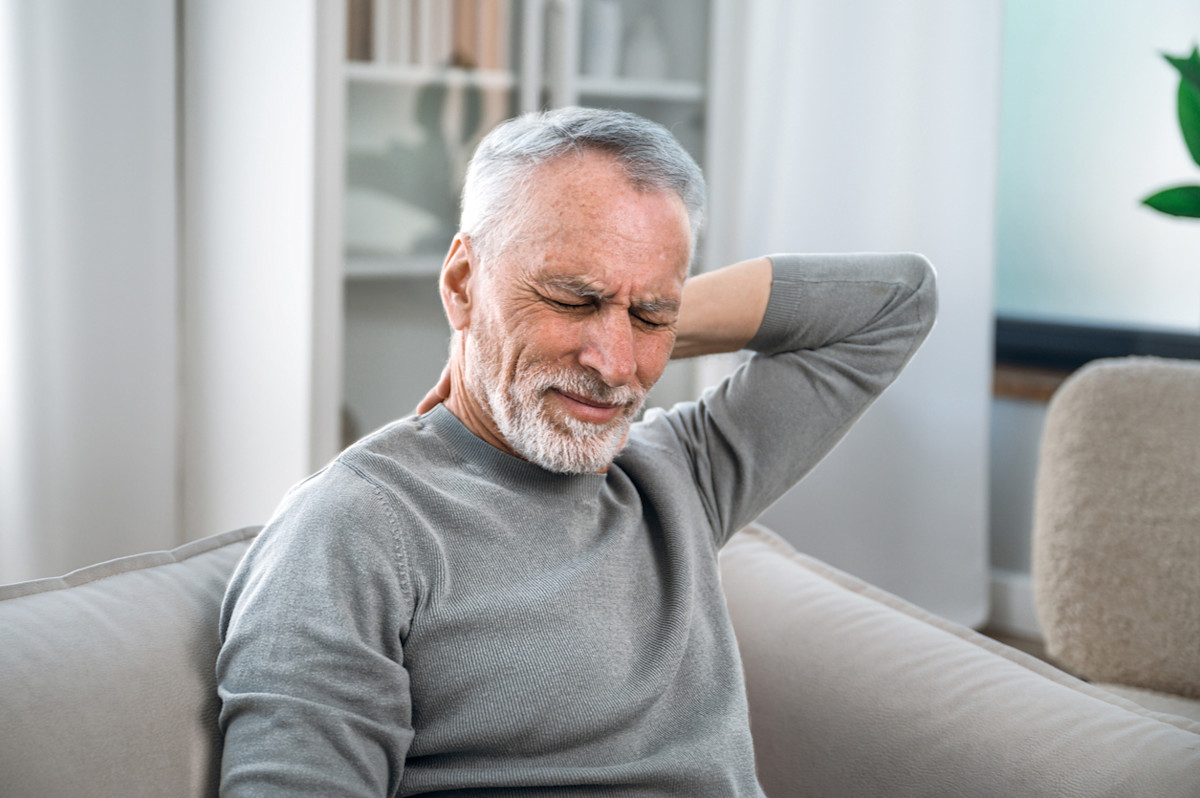 What is a pinched nerve? Symptoms and treatments for pain relief