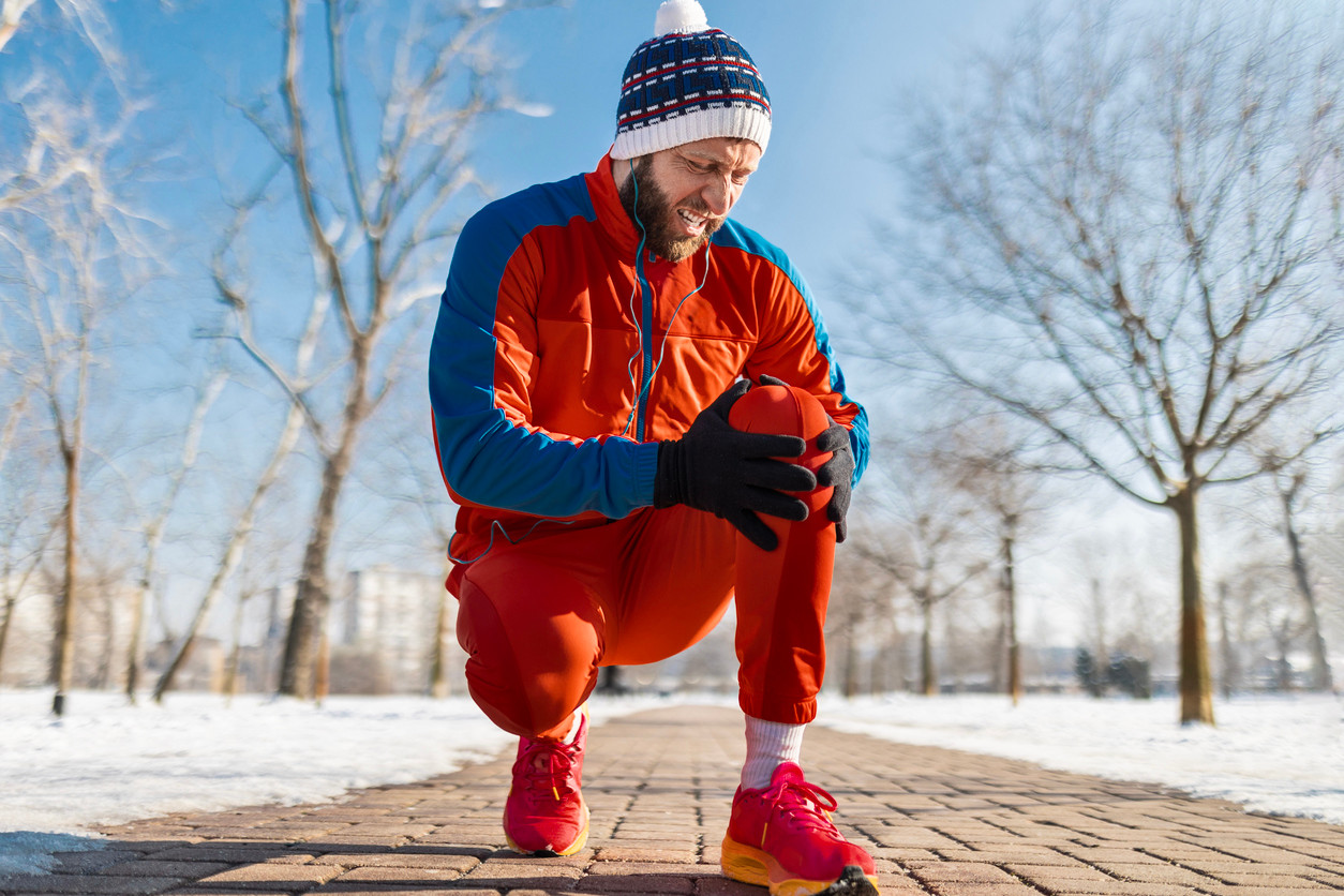 Knee pain in cold weather