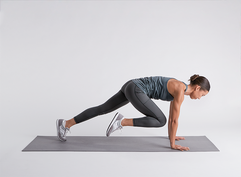 How to do mountain climbers: a Hinge Health guide