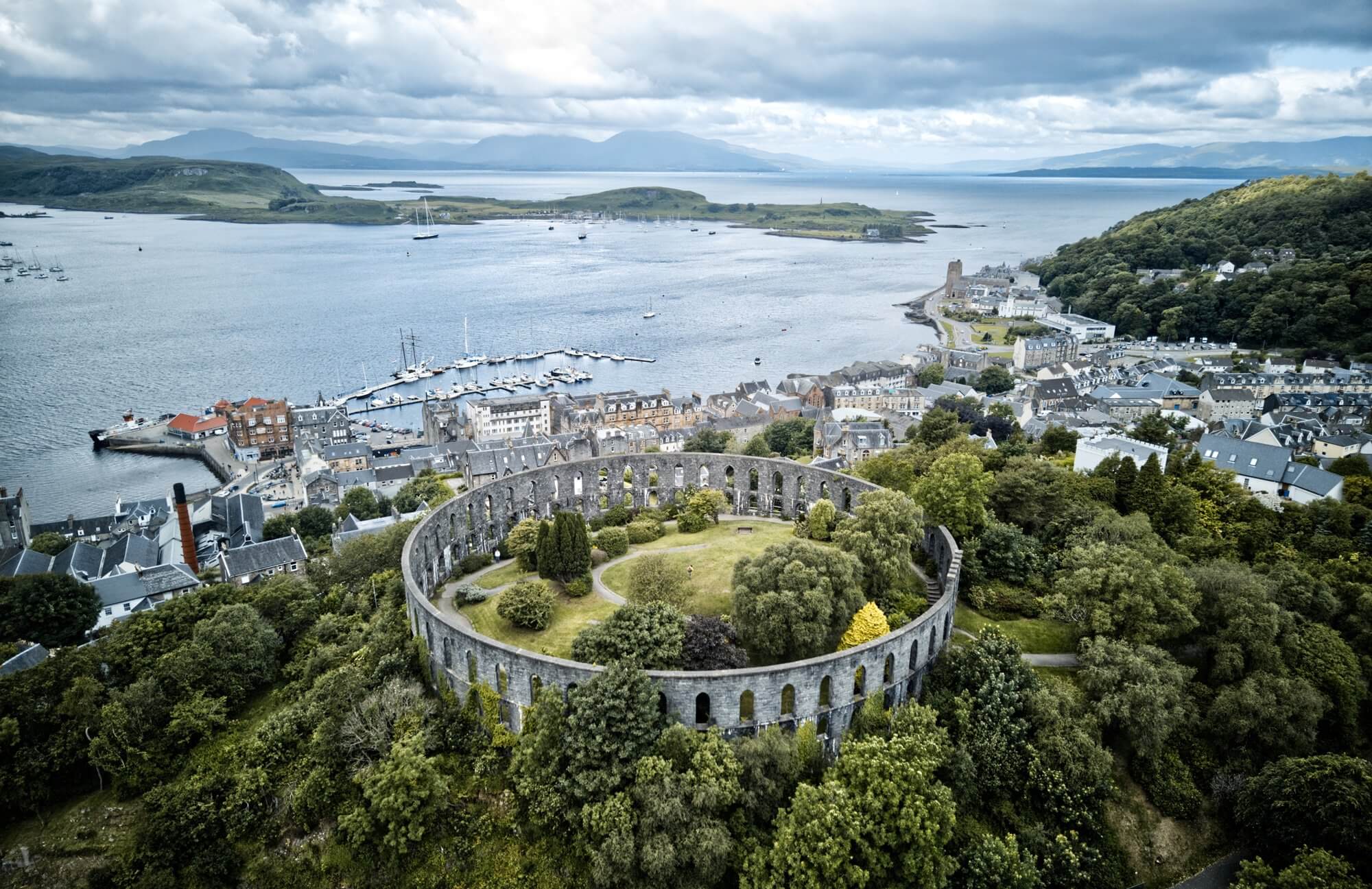 Celebrating-International-Scotch-Day-Slàinte-Mhath-1