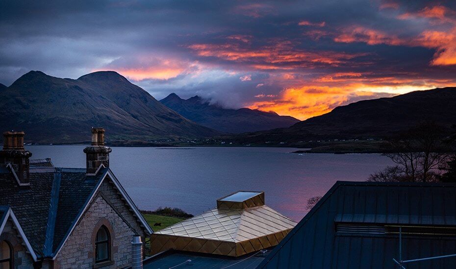 Whisky-Hotels-that-are-a-travellers-paradise-1