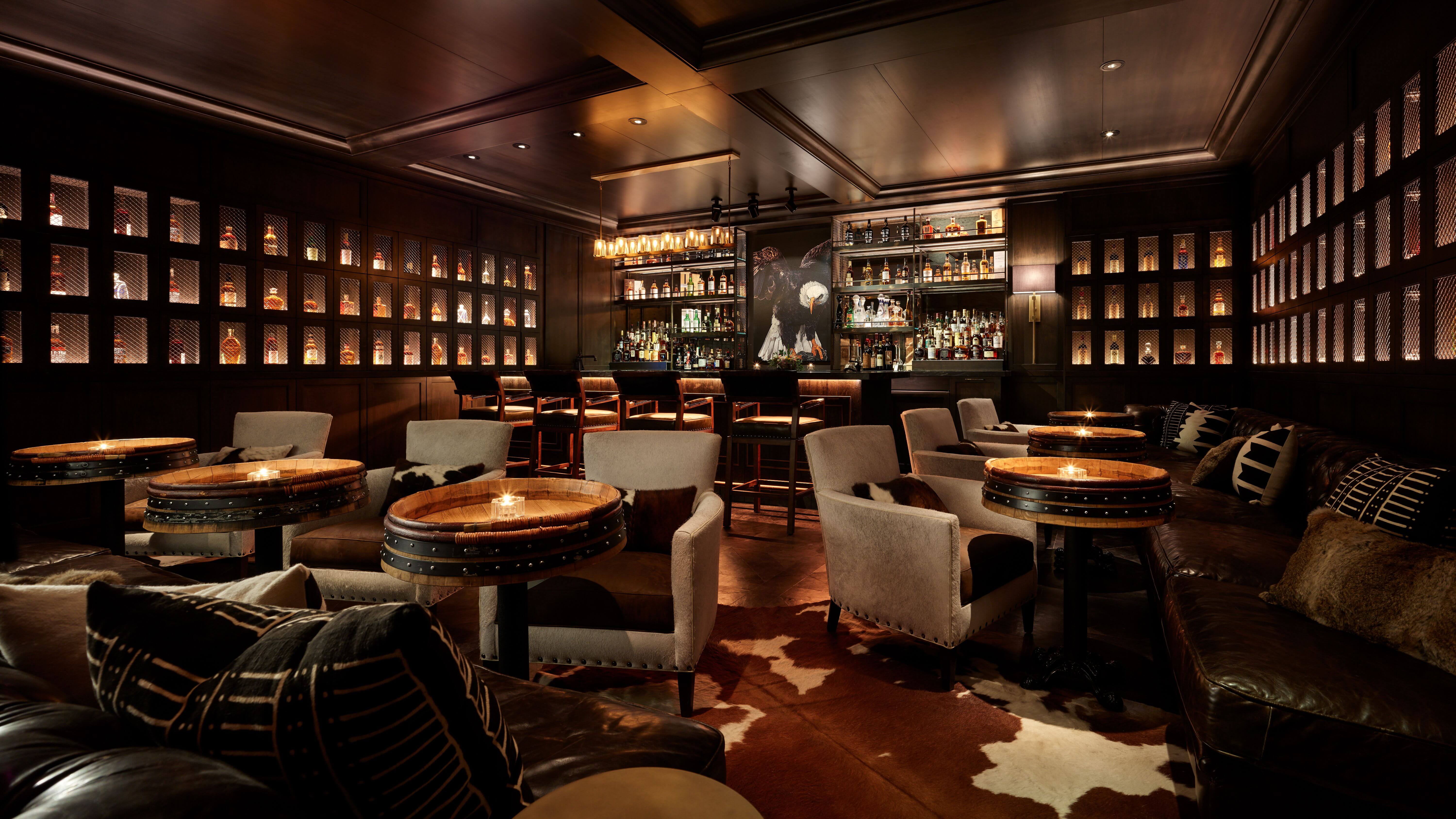 Whisky-Hotels-that-are-a-travellers-paradise-7