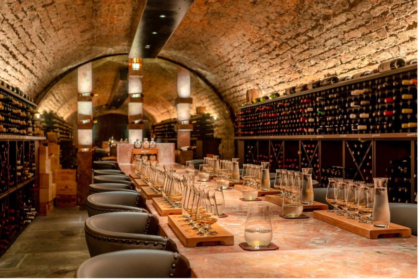 Whisky-Hotels-that-are-a-travellers-paradise-16