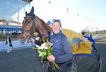 B&ouml;rtas Ankare och Mimmi Elfstrand (1).jpg