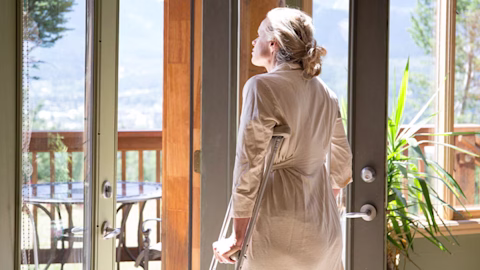 knee hip replacement_thumbnail knee hip replacement_thumbnail