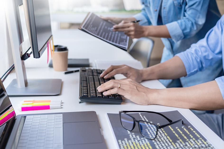 programming languages to learn - HTML & CSS, JavaScript, Ruby, PHP, Java, SQL, Python