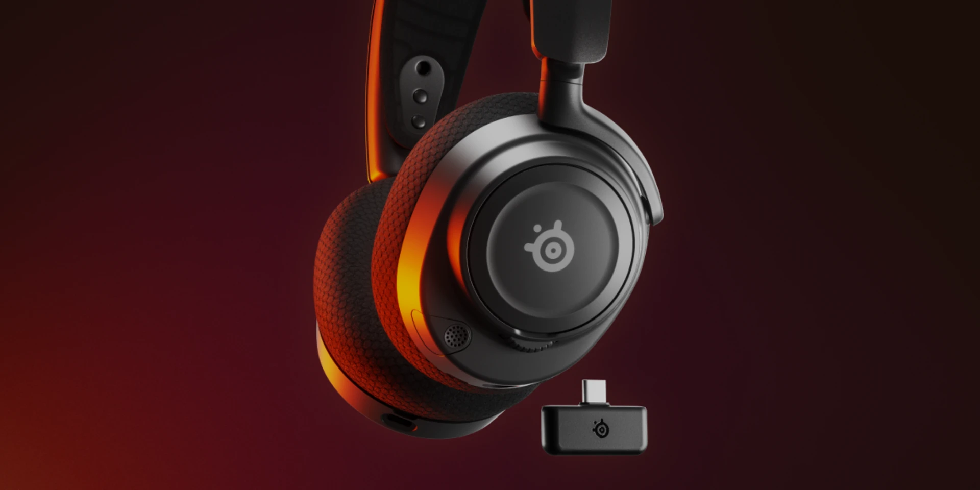 full_width image of Arctis Nova 7 - 4 of 6 mobile