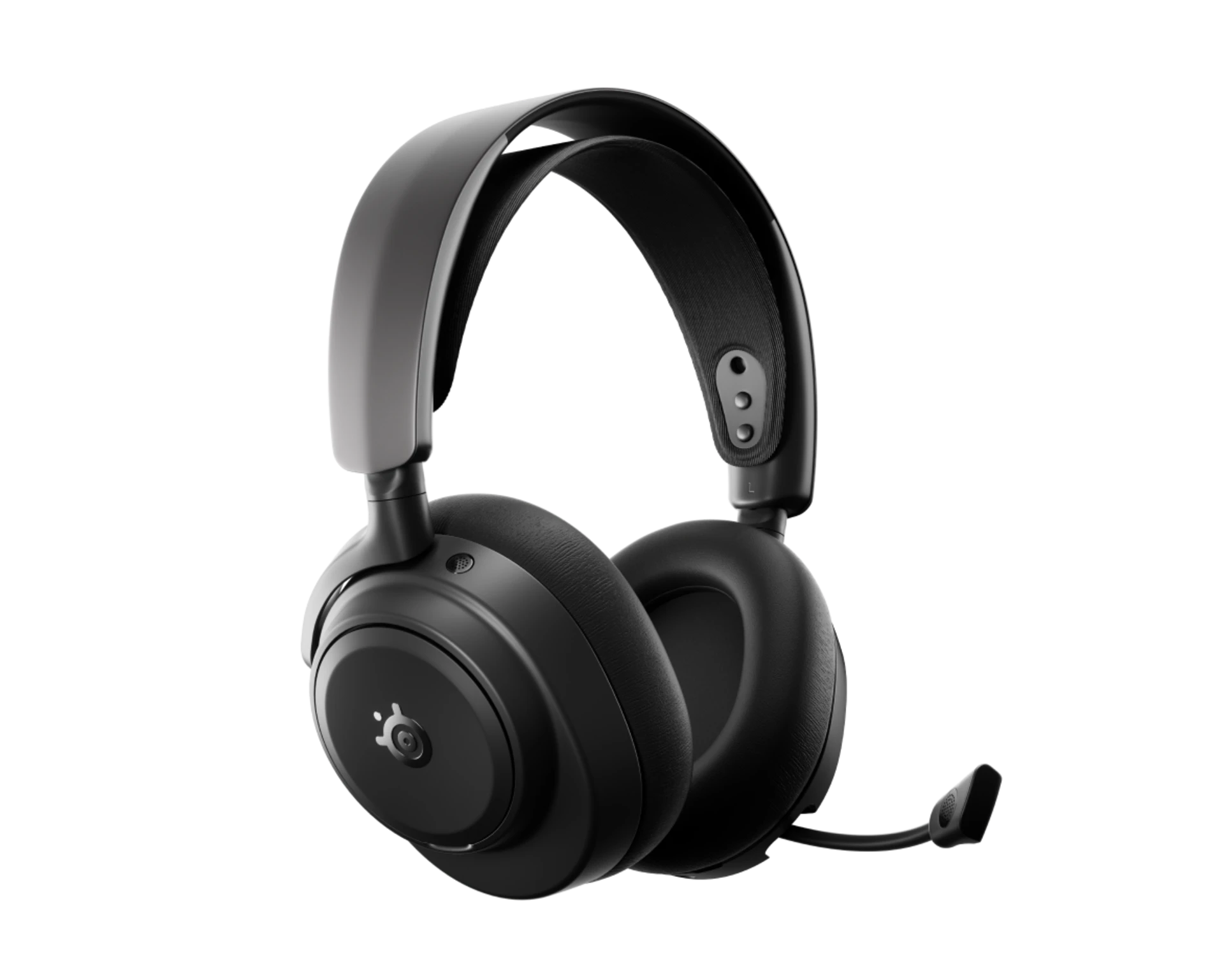 half_width image of Arctis Nova Pro Omni - 2 of 4 mobile
