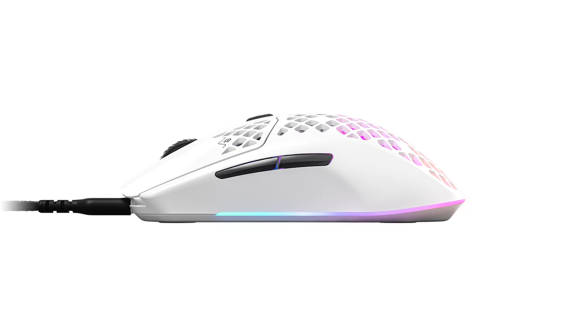half_width image of Aerox 3 - 4 of 5 mobile