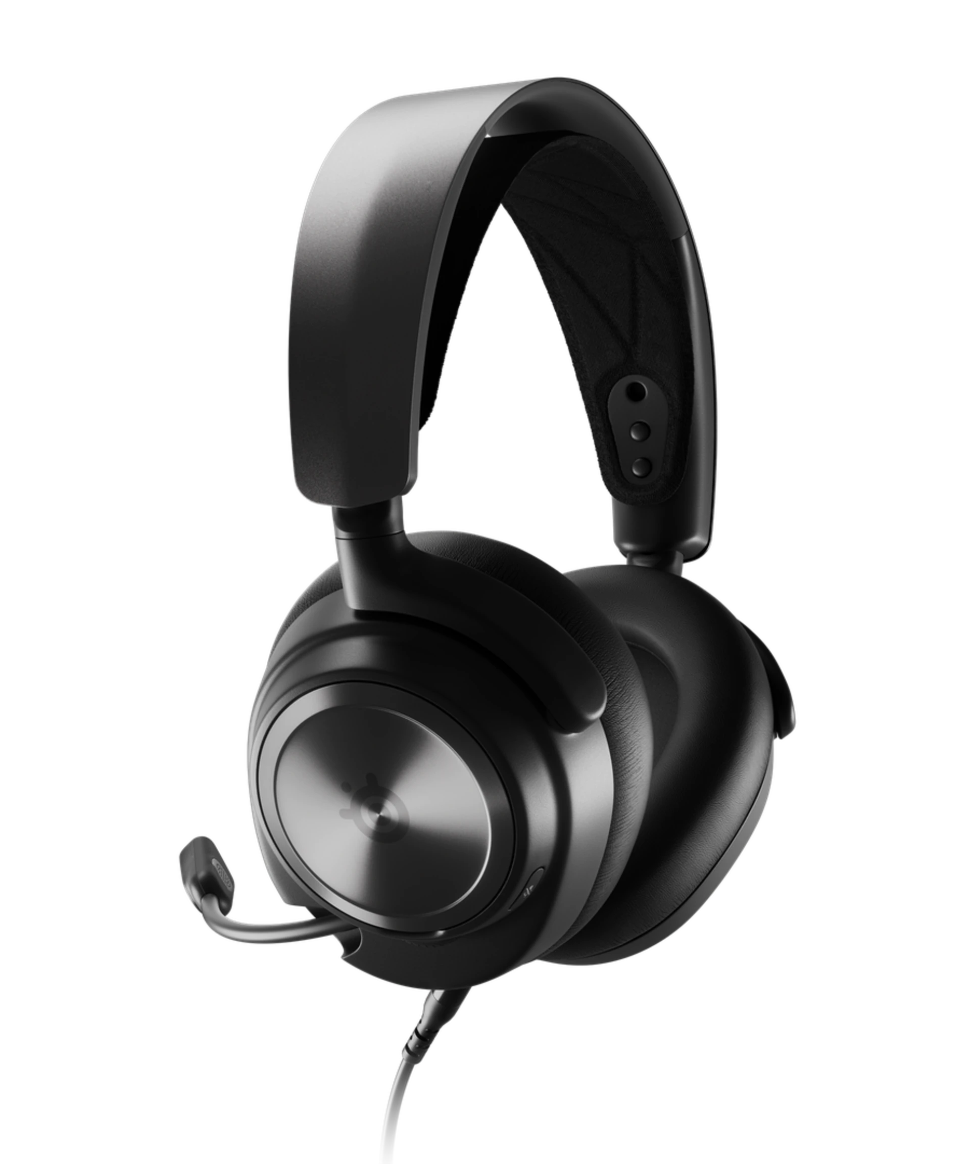half_width image of Arctis Nova Pro - 3 of 6 mobile