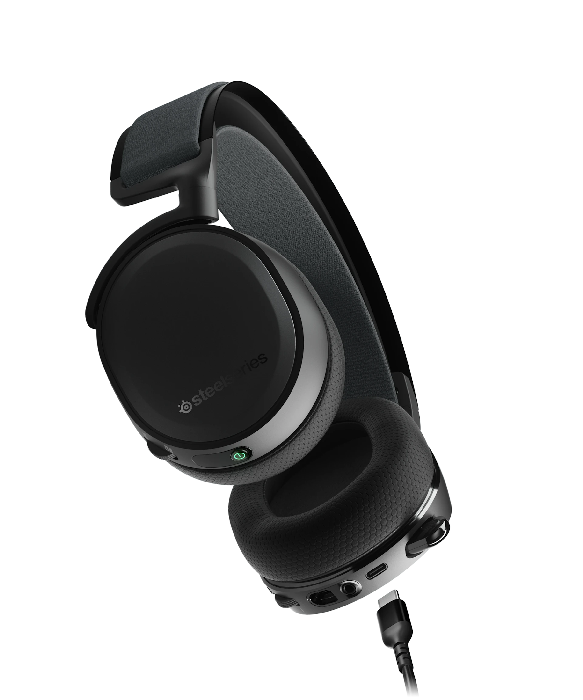 half_width image of Arctis 7 - 3 of 6 mobile