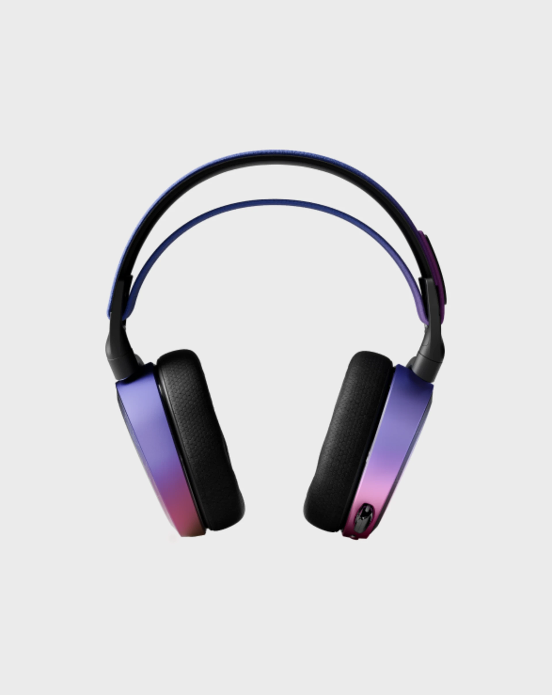 half_width image of Arctis 7 - 2 of 6 mobile