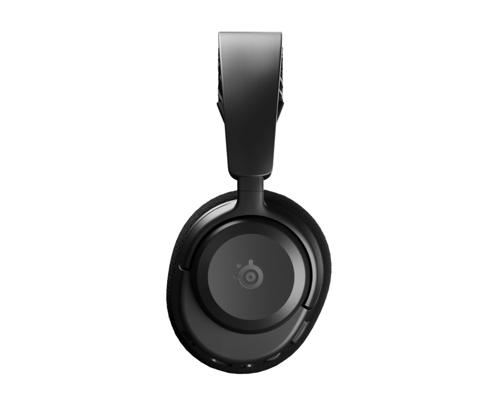 half_width image of Arctis Nova 3 - 2 of 3 mobile