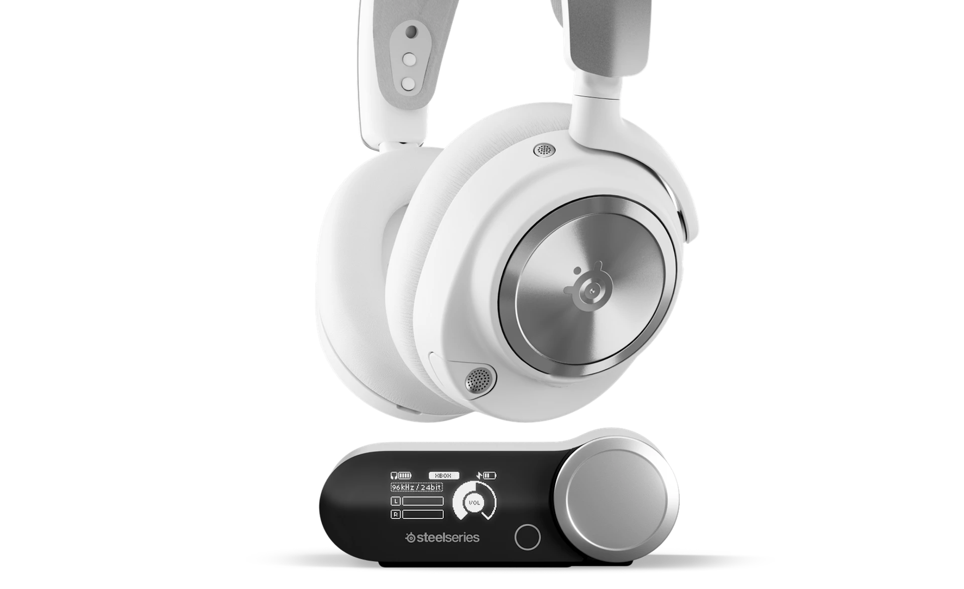 full_width image of Arctis Nova Pro - 1 of 5 mobile