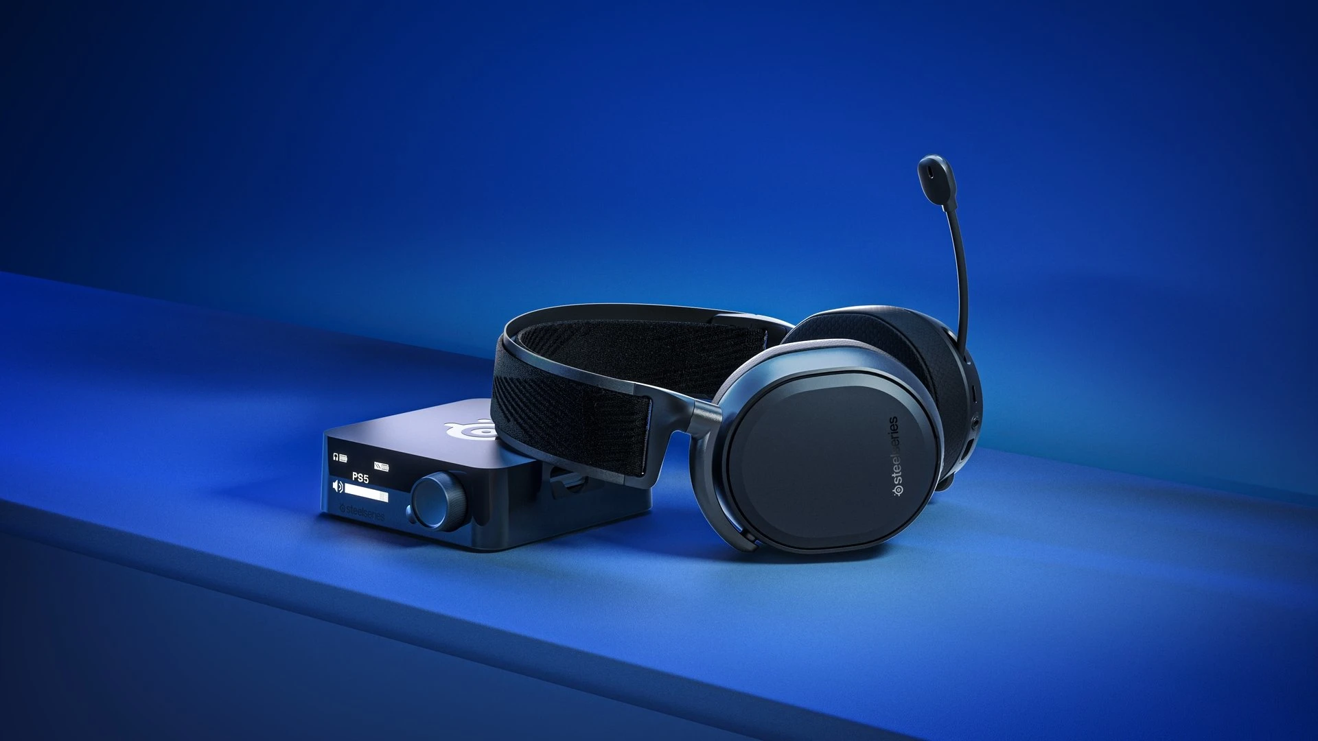 full_width image of Arctis Pro - 1 of 6 mobile