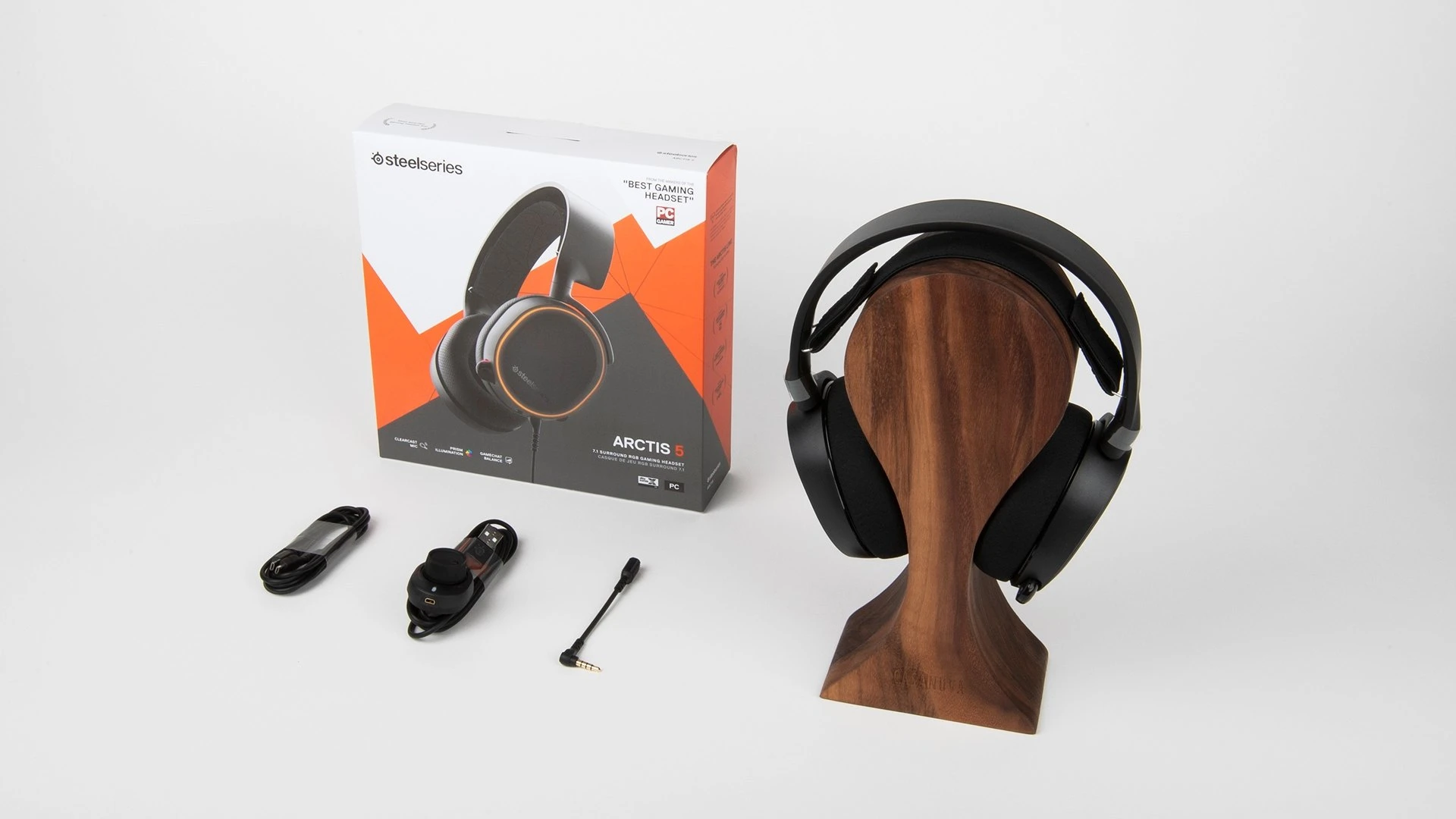 half_width image of Arctis 5 - 6 of 6 mobile