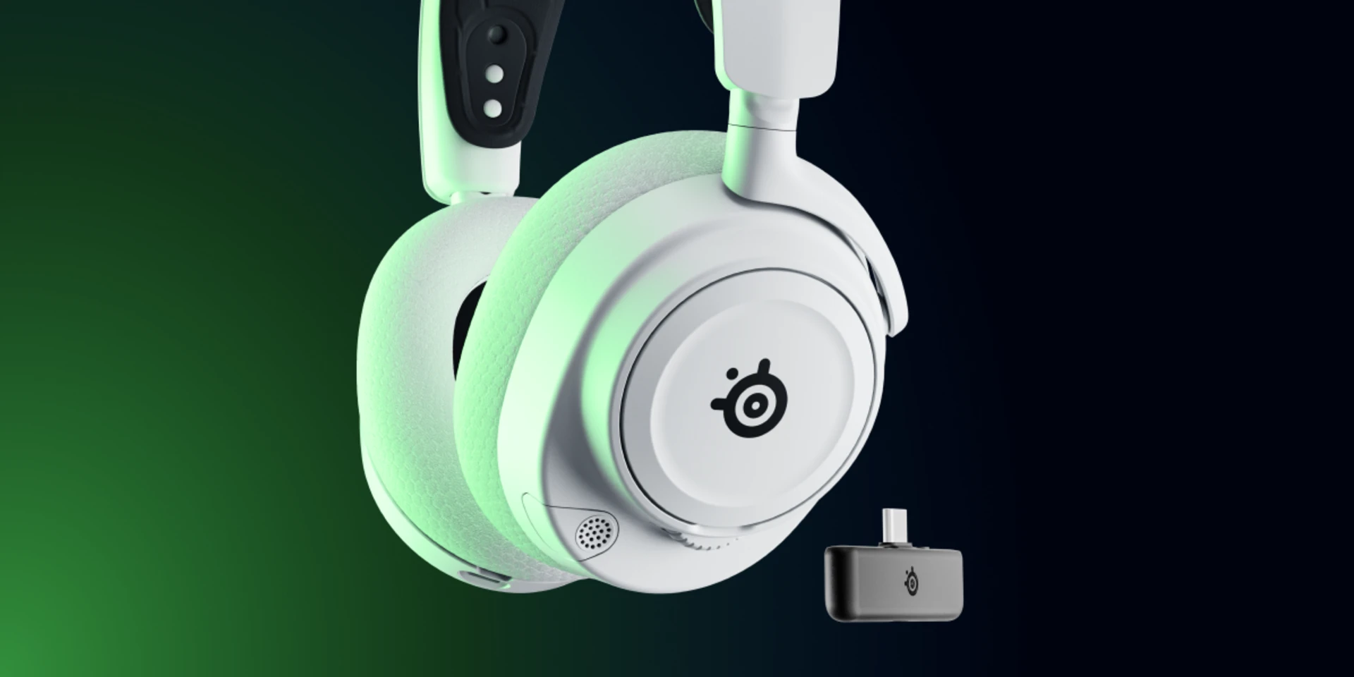 full_width image of Arctis Nova 7X Wireless White - Blemished Box - 4 of 4 mobile