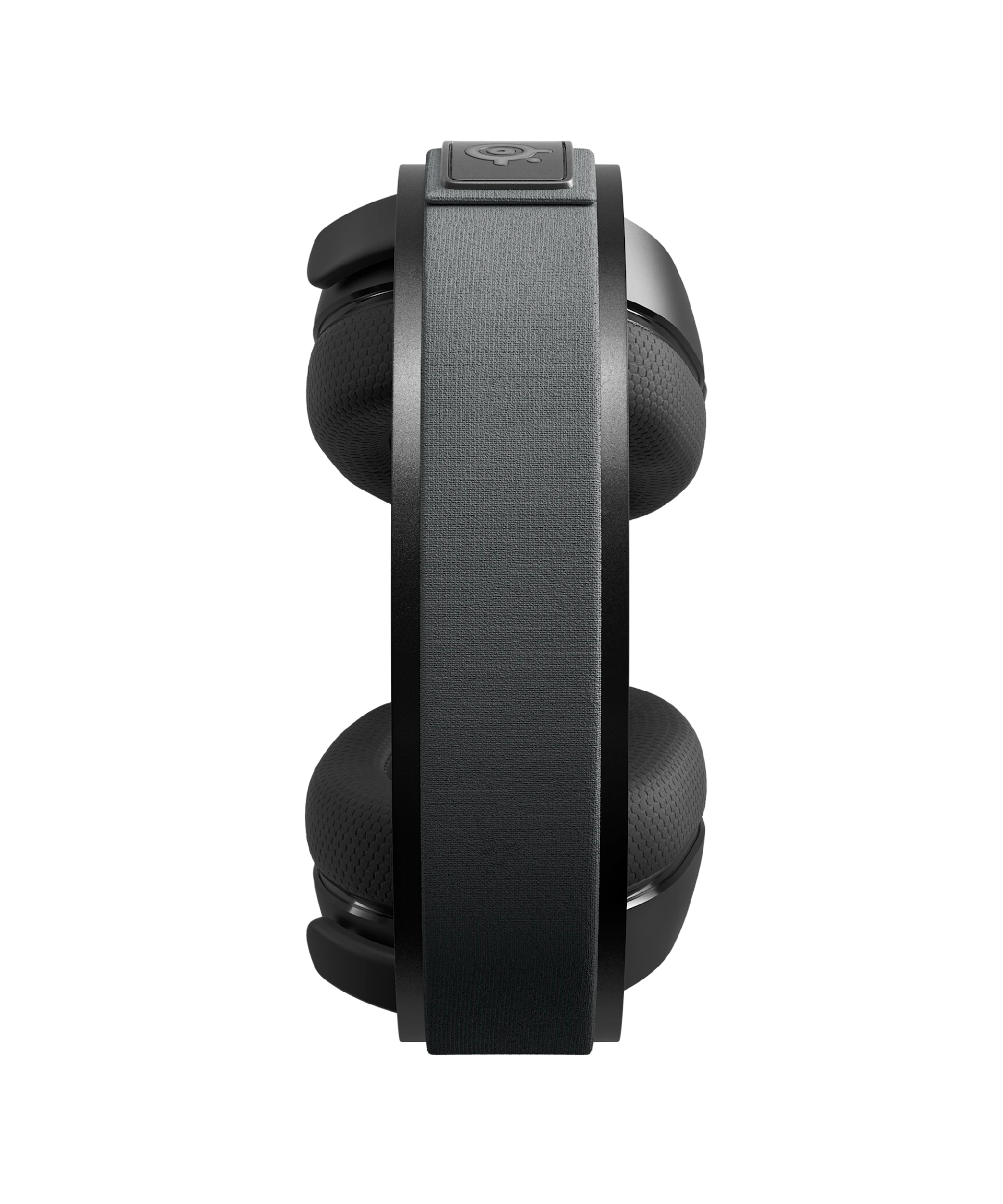 half_width image of Arctis 7 - 6 of 6 mobile