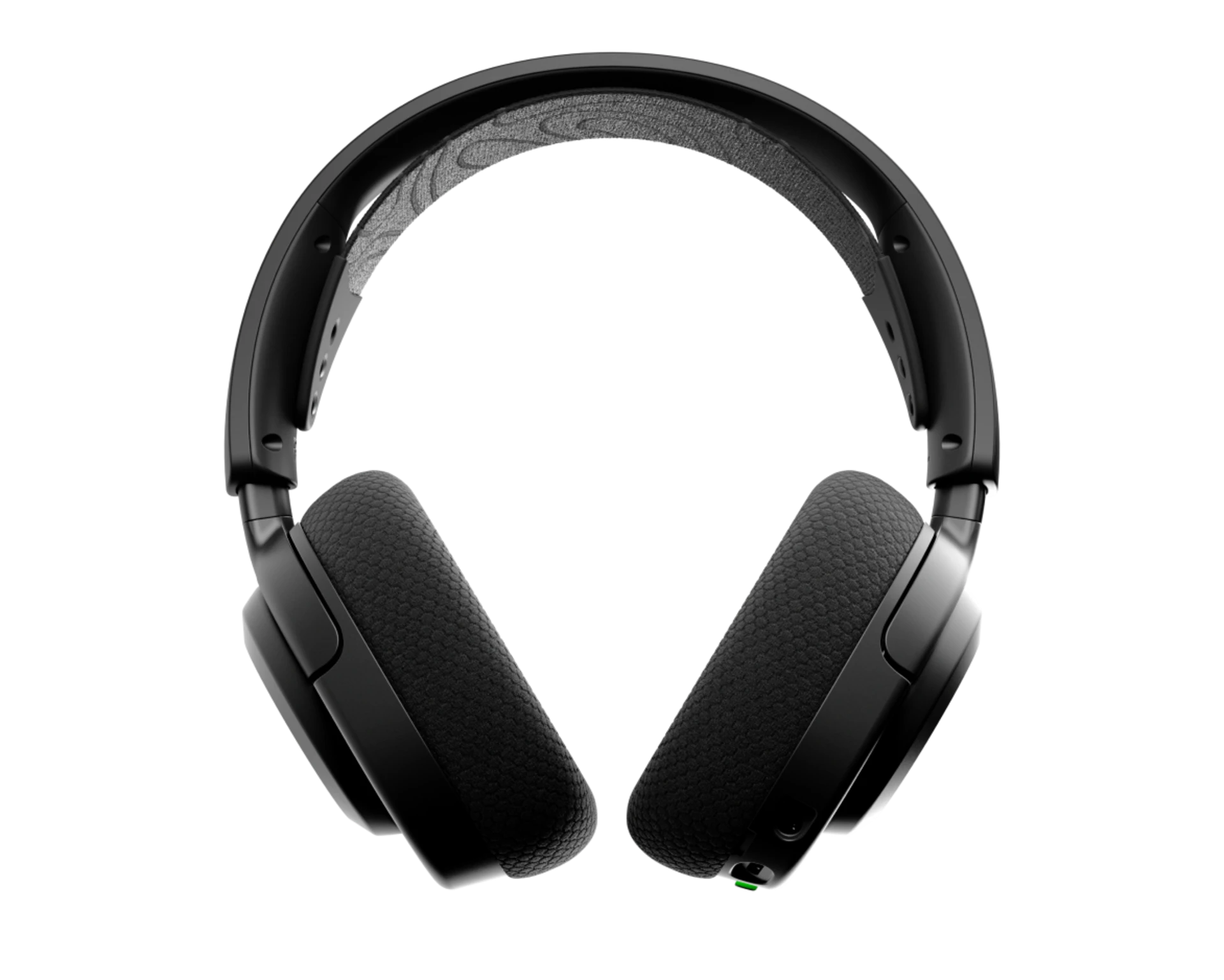 half_width image of Arctis Nova 3 - 3 of 3 mobile