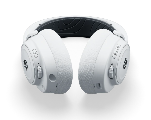 half_width image of Arctis Nova 7 - 5 of 6