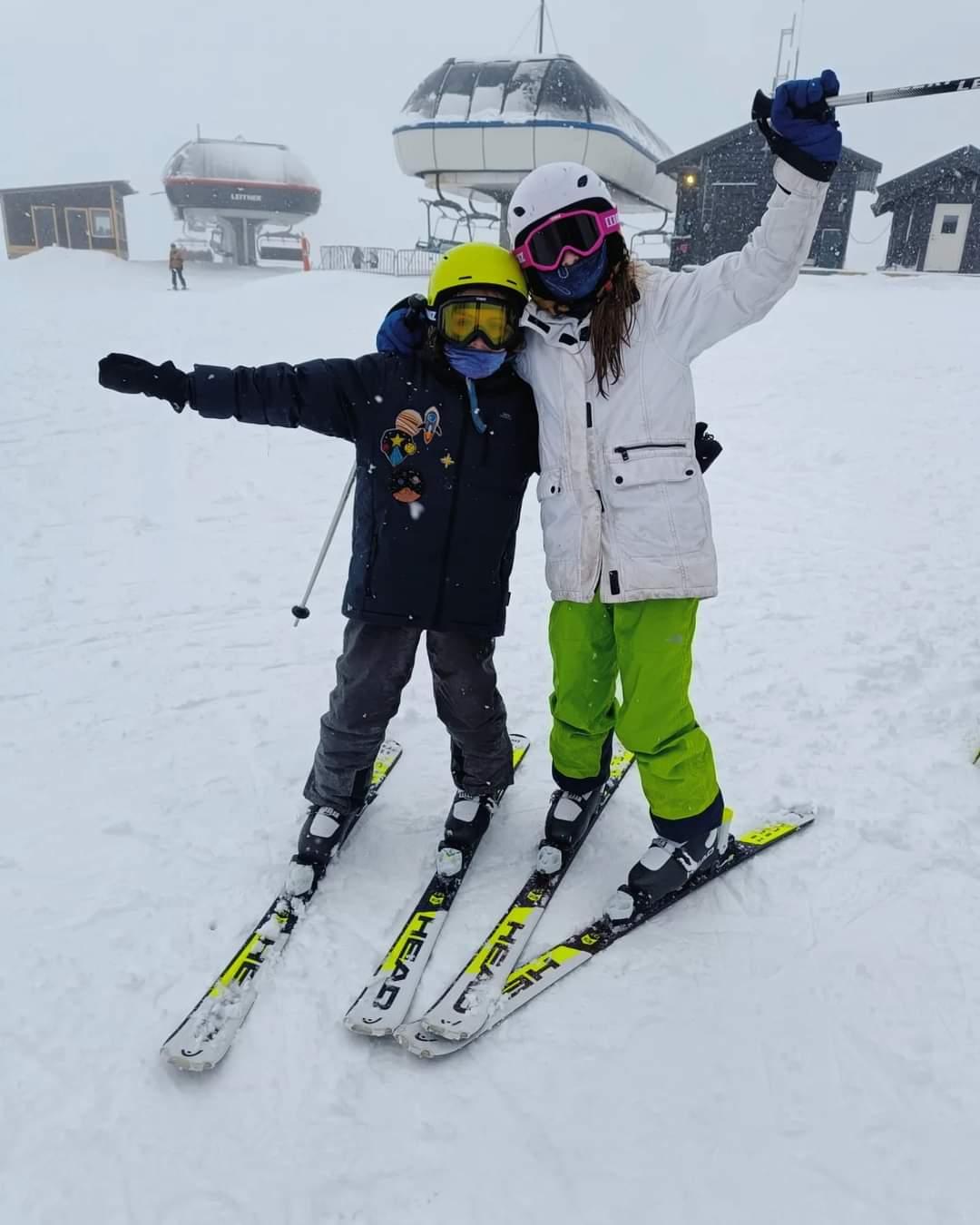 Ada and Lyra skiing