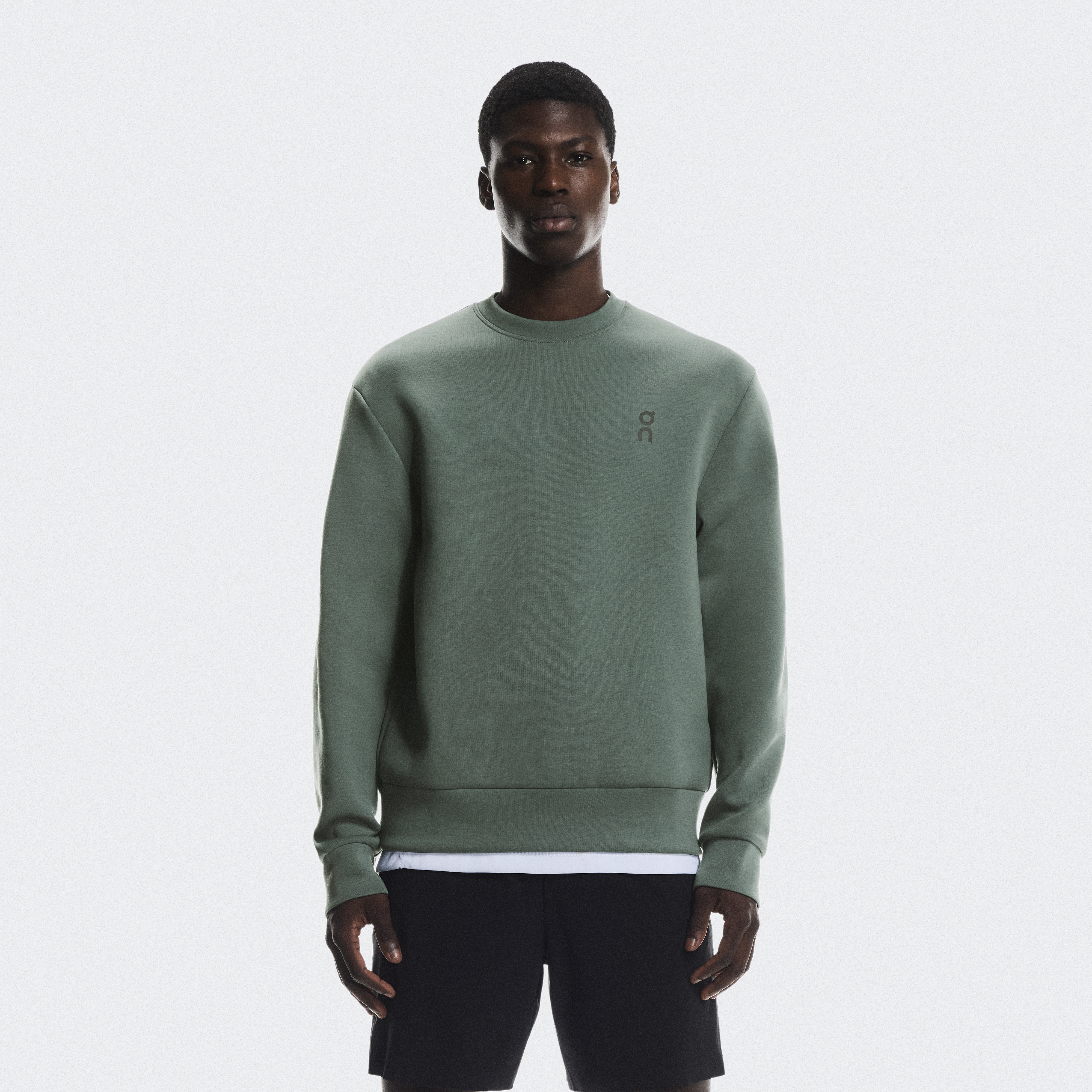 Focus Tech Crew Hoodie in Olive