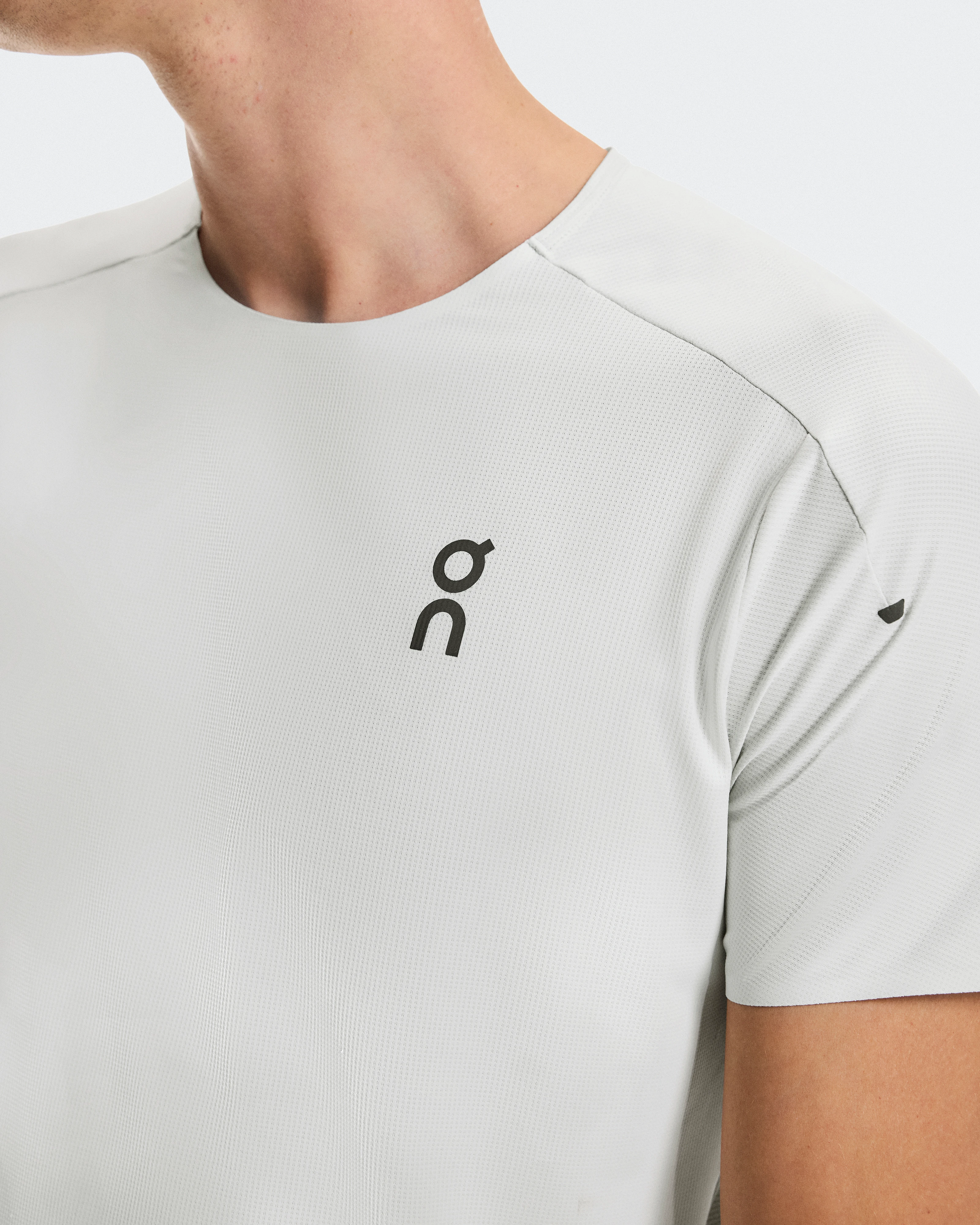 On Performance-T Iceberg & Tin メンズ トップス&Tシャツ