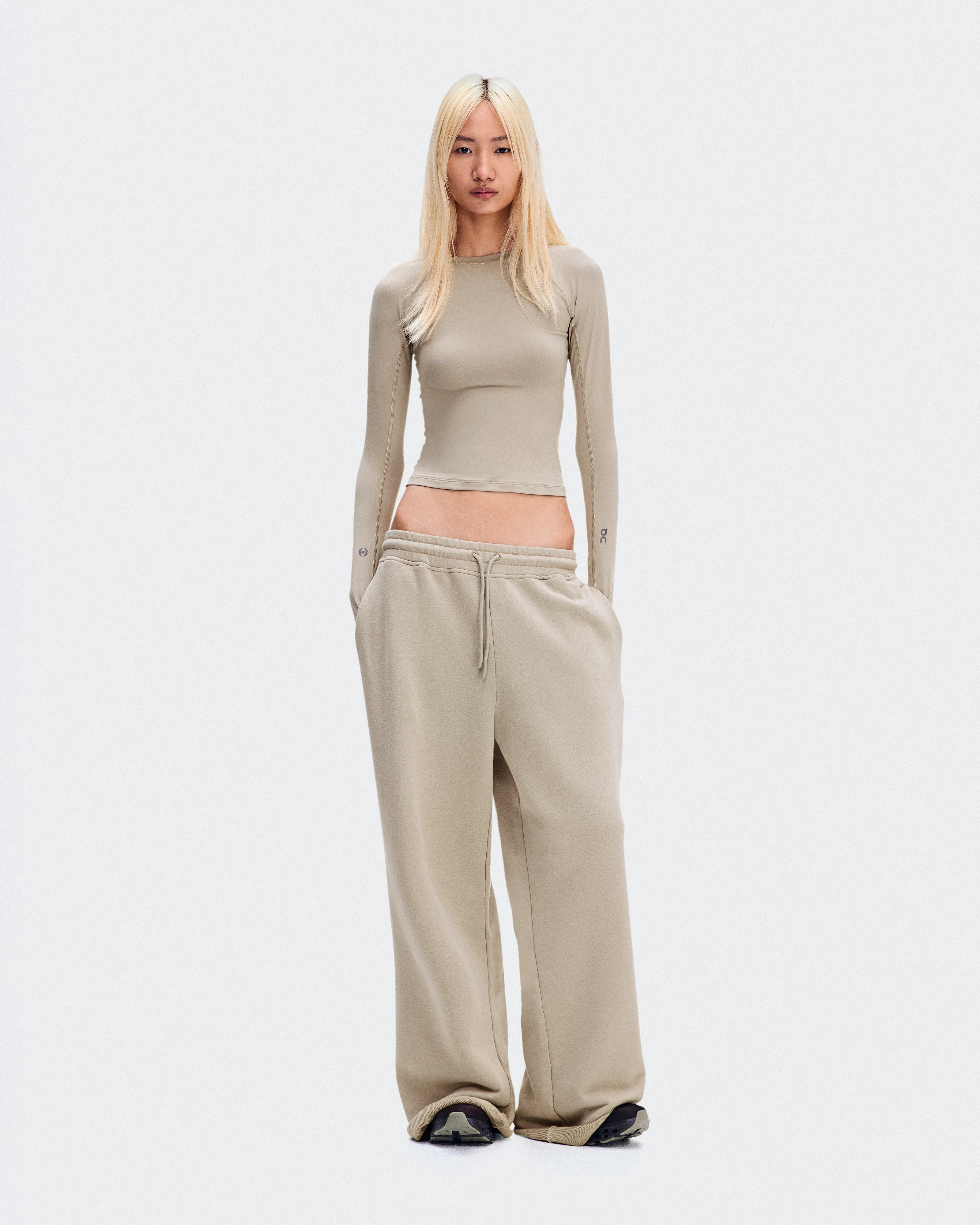 On Studio Long-T FKA Lurien Women Tops and t-shirts
