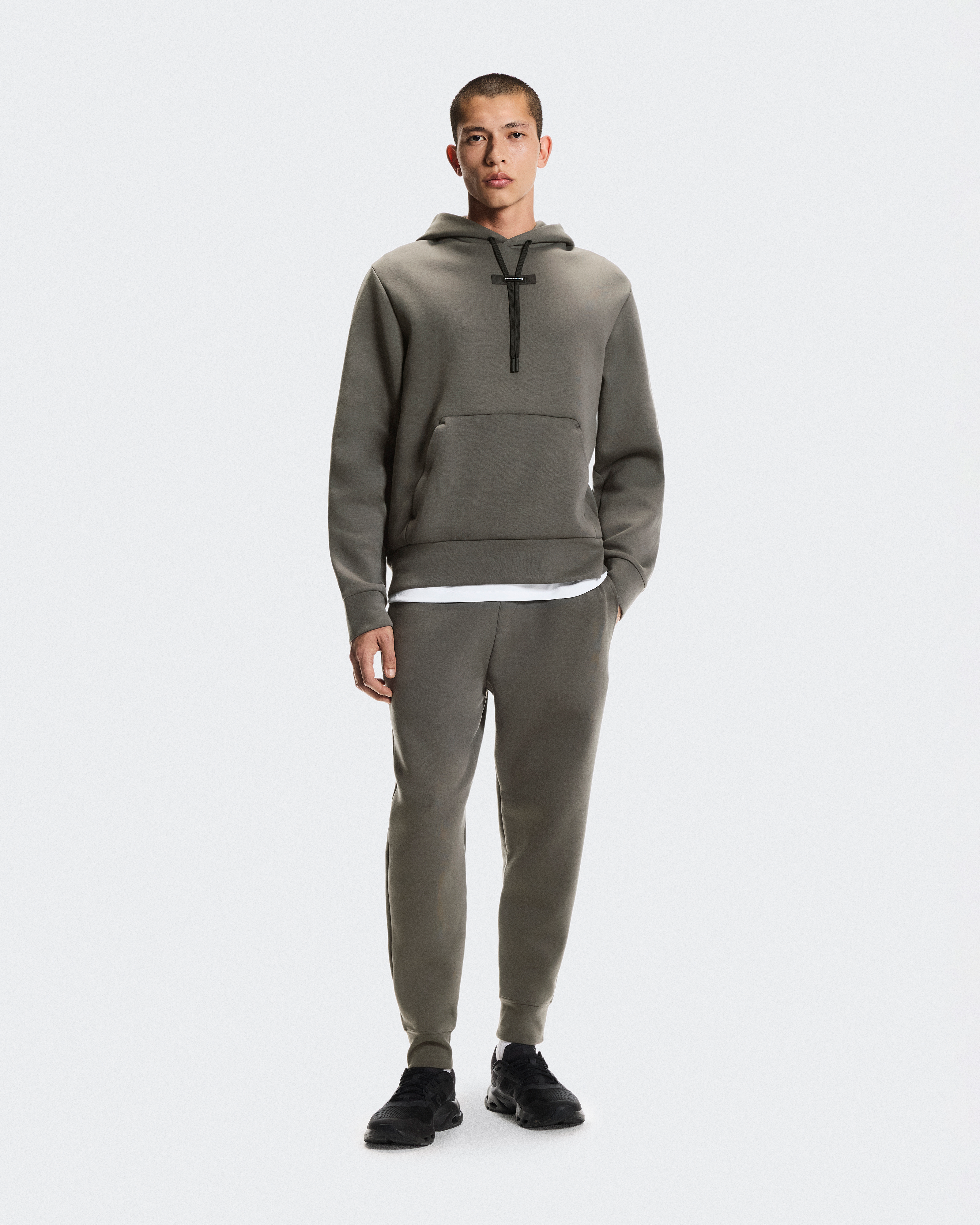 Focus Tech SweatpantsMen / Shadow / L