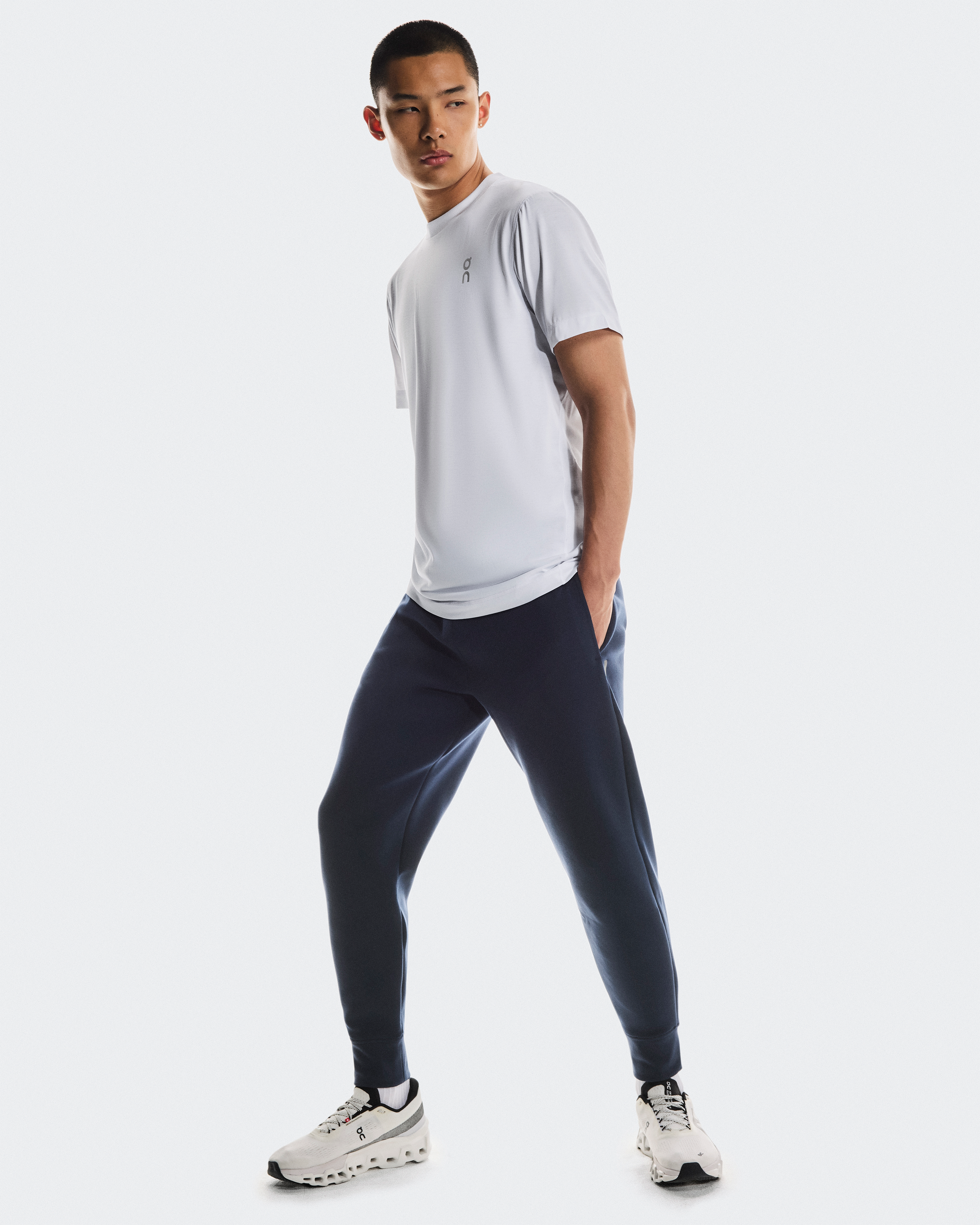 Focus Tech SweatpantsMen / Navy / L