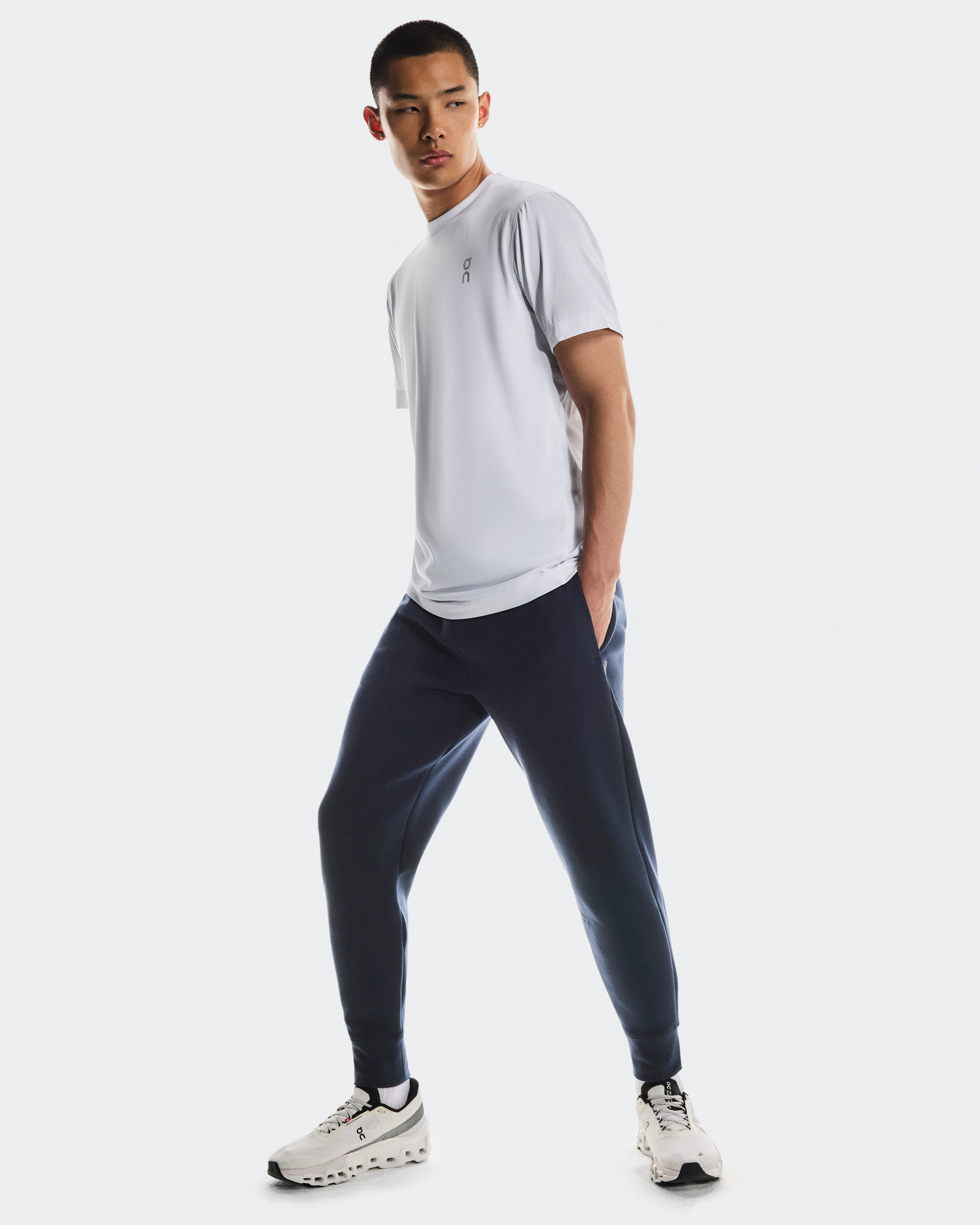 On Focus Tech Sweatpants Navy Men Pants