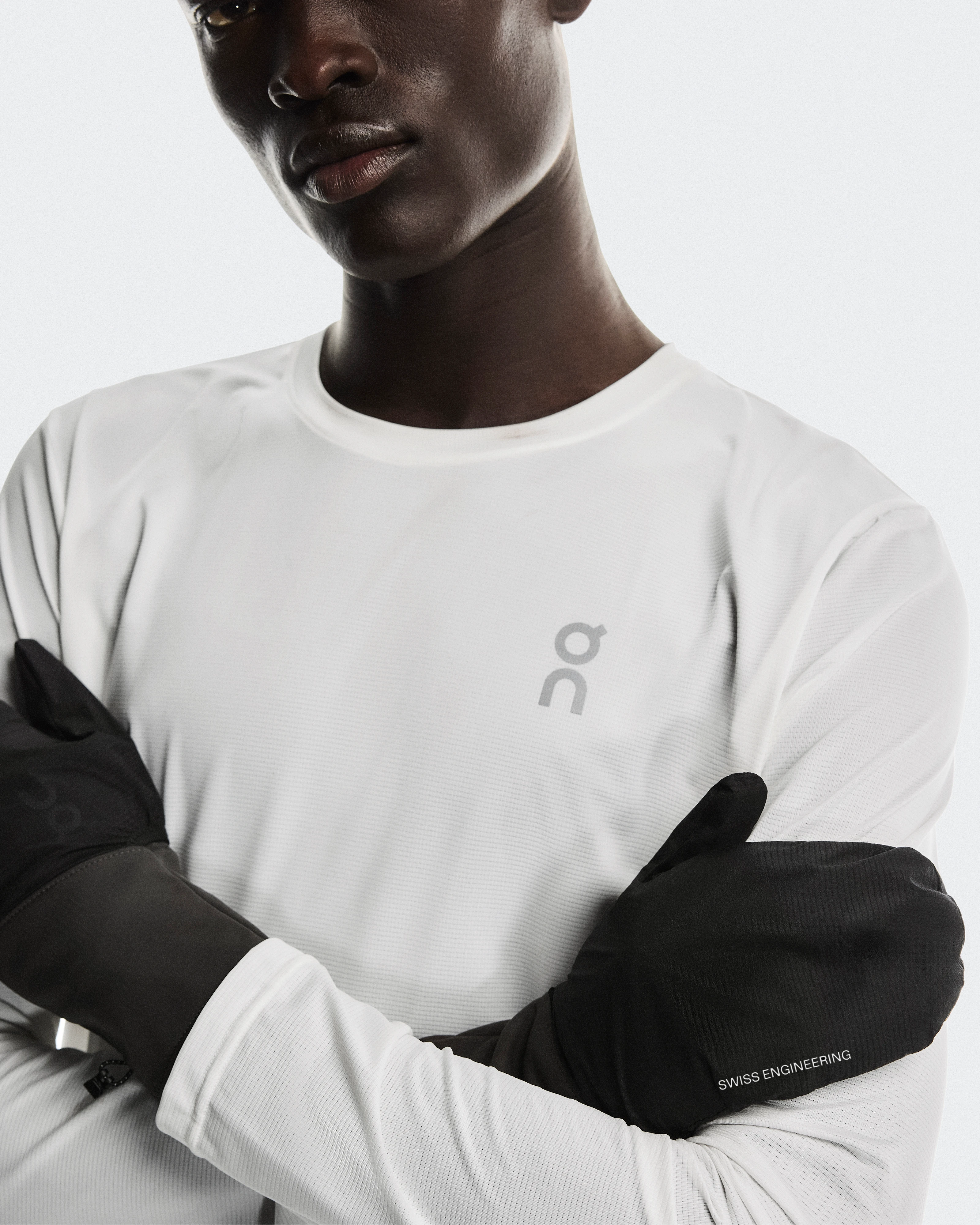 On Winter Run Gloves Magnet Unisex Gloves
