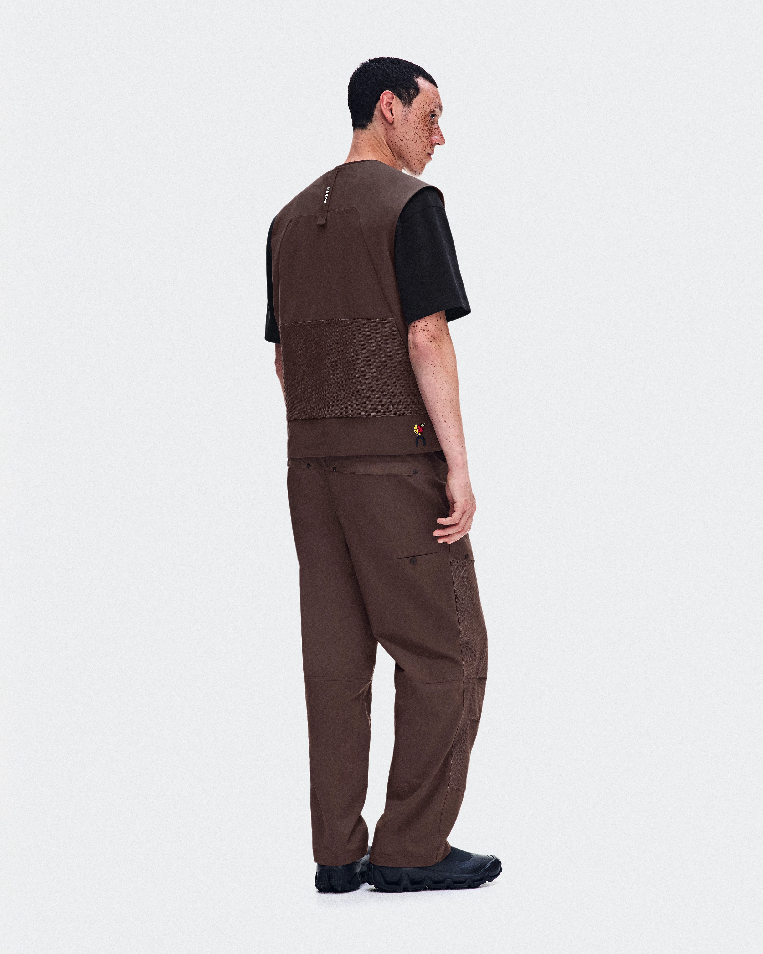 On Utility Vest SHG Medjool Unisex Vests
