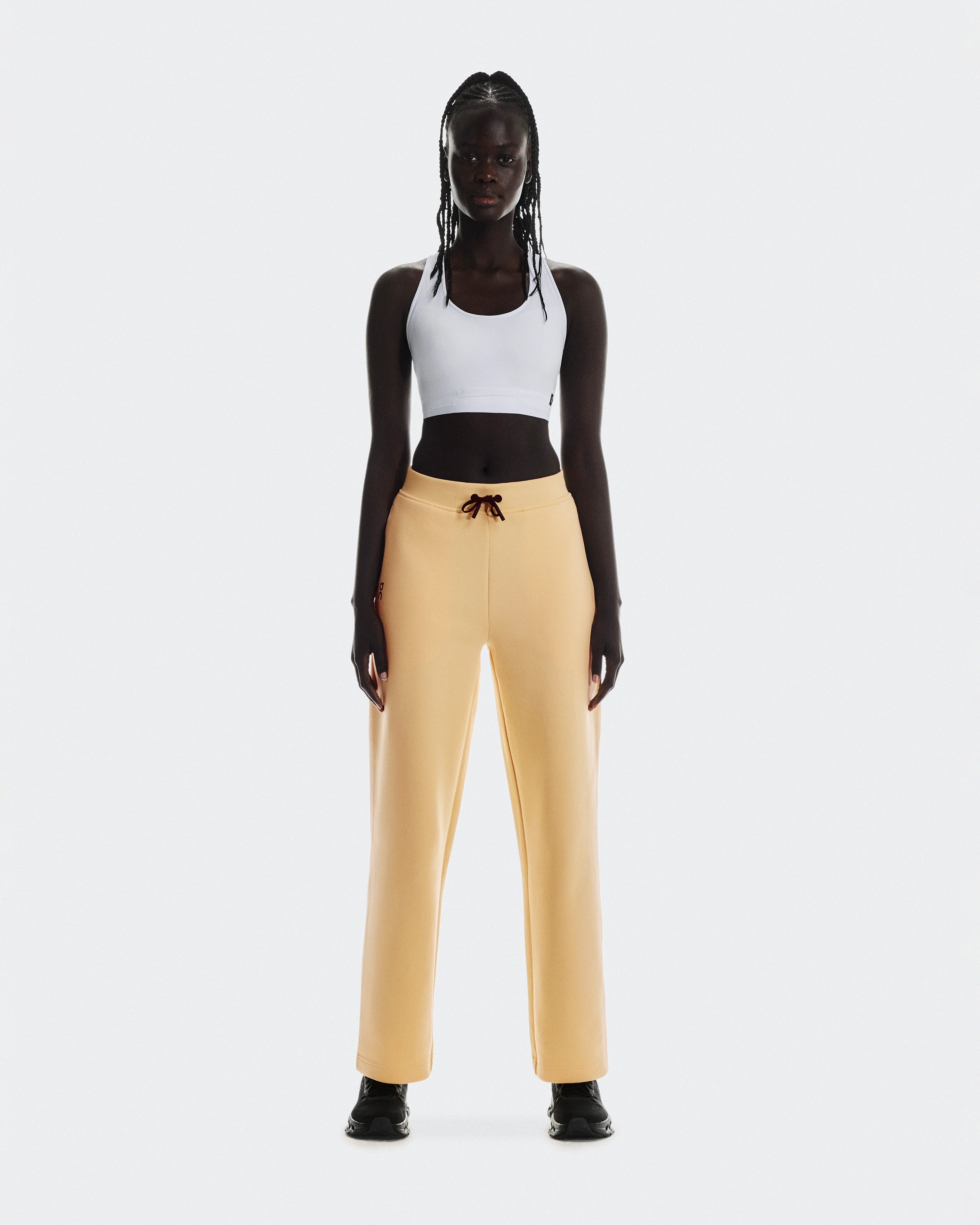 On Focus Tech Sweatpants Nectar Women Pants