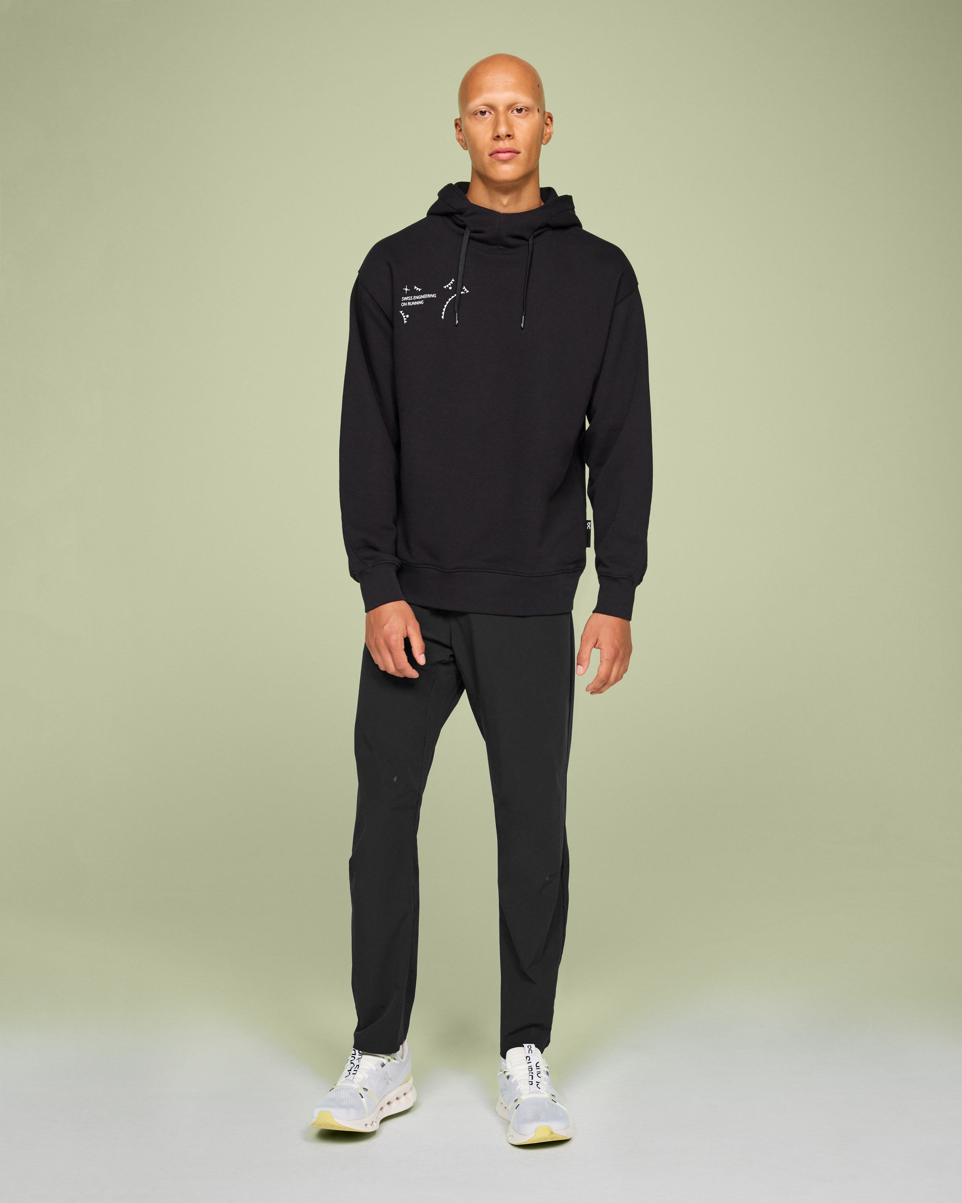 on Graphic Club Hoodie S ブラック Men's Graphic Club Hoodie | Black | On Czech Republic