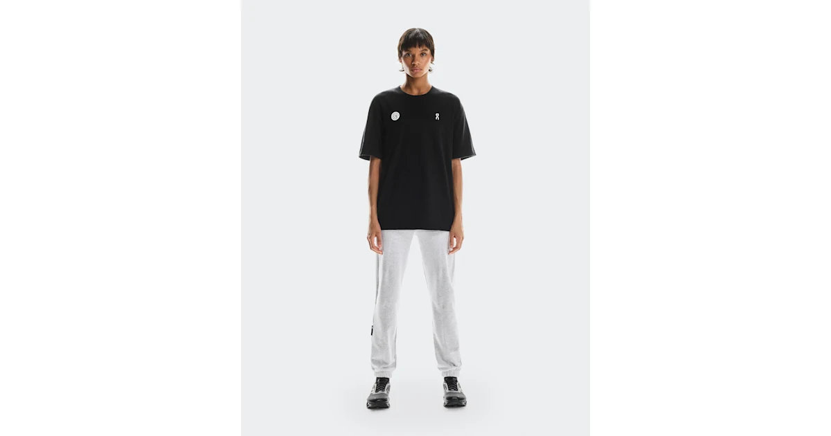 Oac Roupas Women's Club OAC T-Shirt | Black | On United States