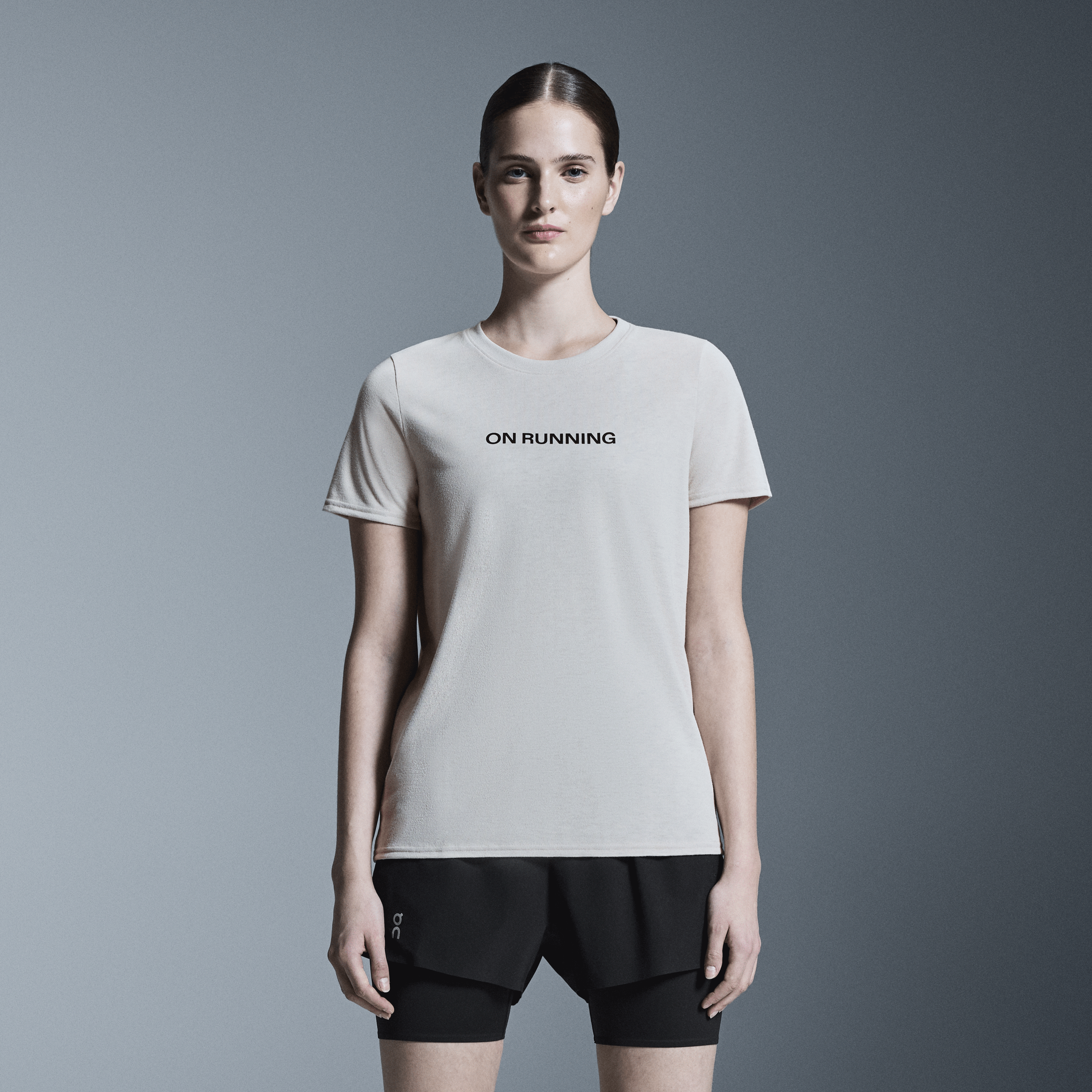 Run-T Short-Sleeve Shirt in Sand