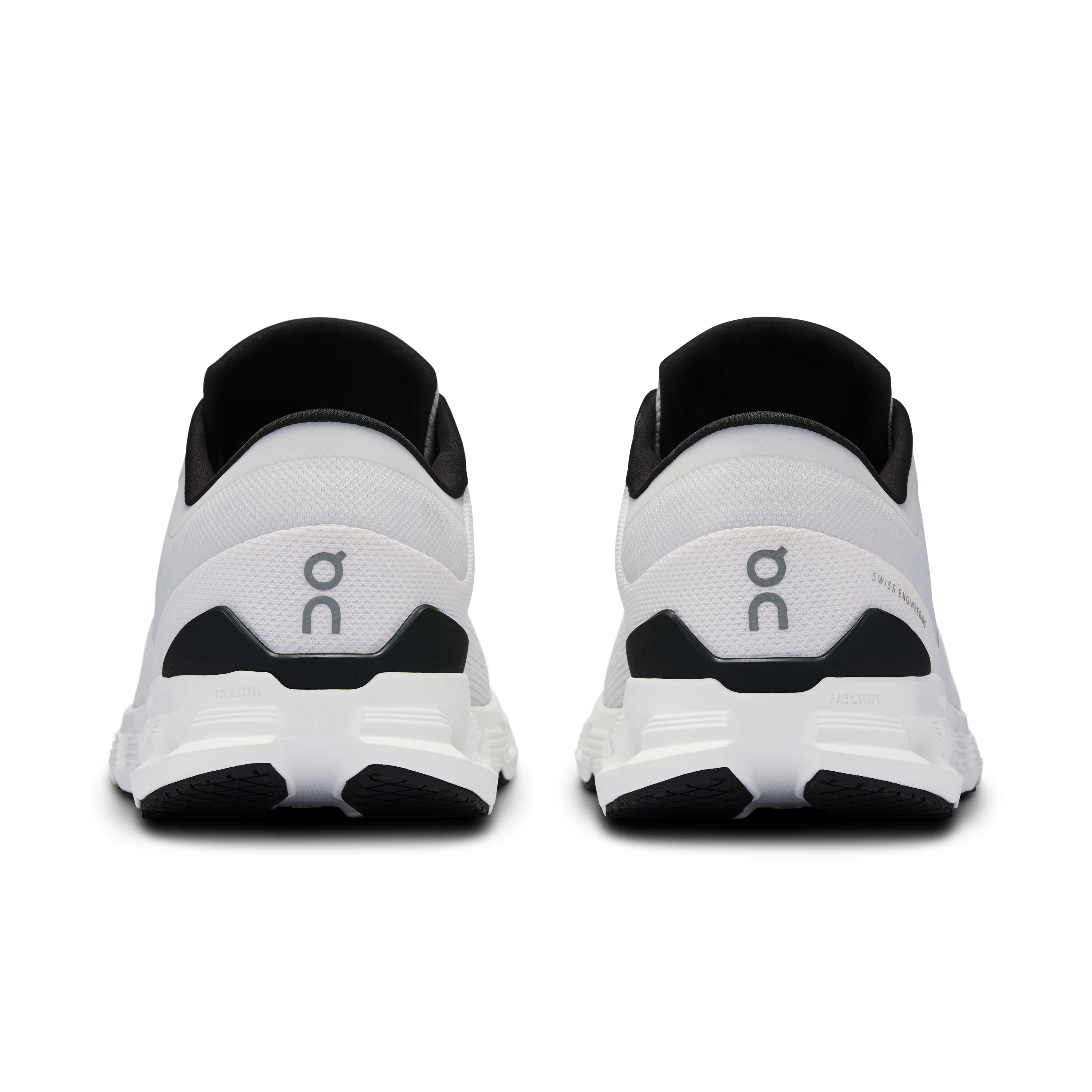 【関税込み】On オフホワイト Cloud X 4 スニーカー Men's Cloud X 4 | White | On United States