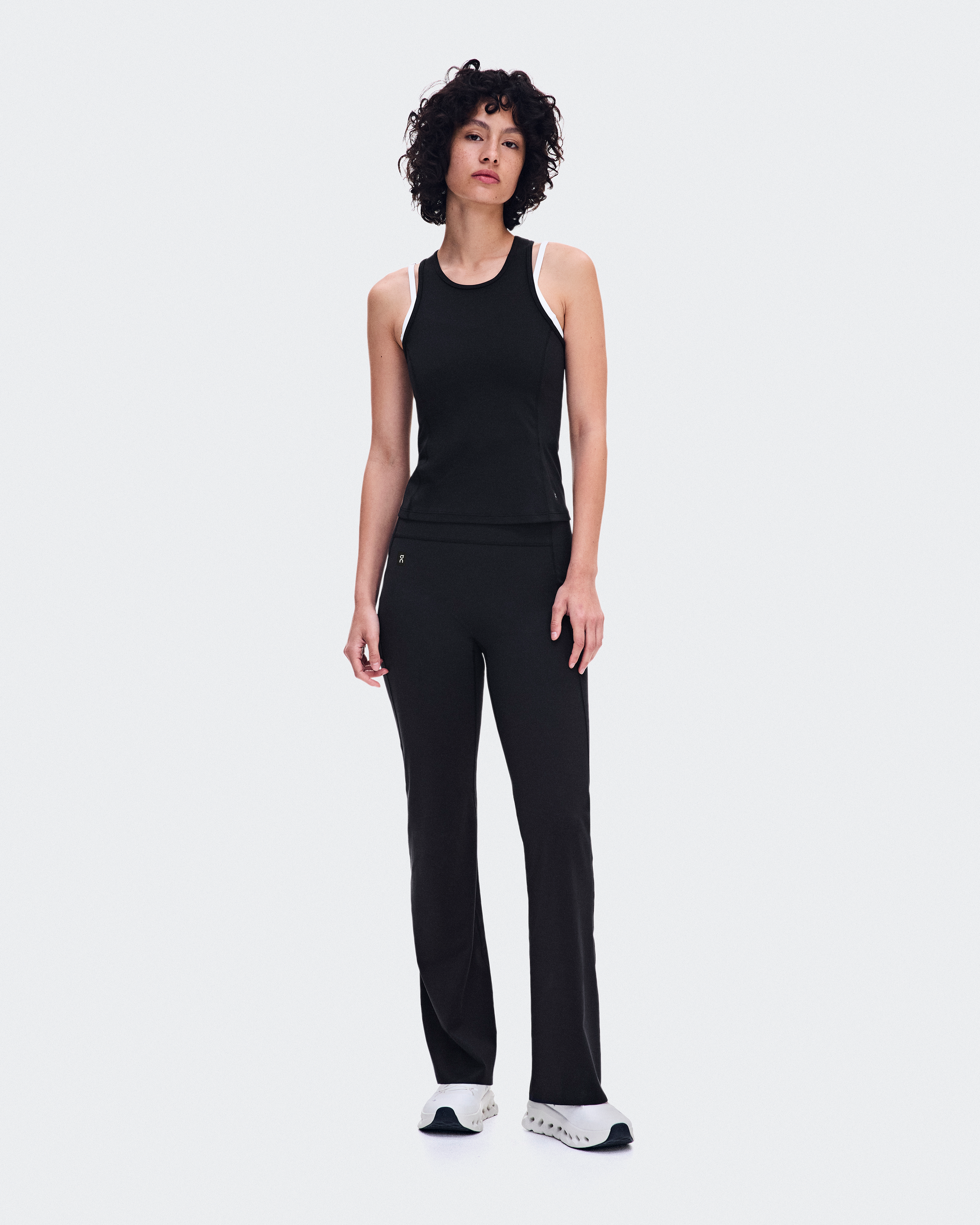 Studio TankWomen / Black / L