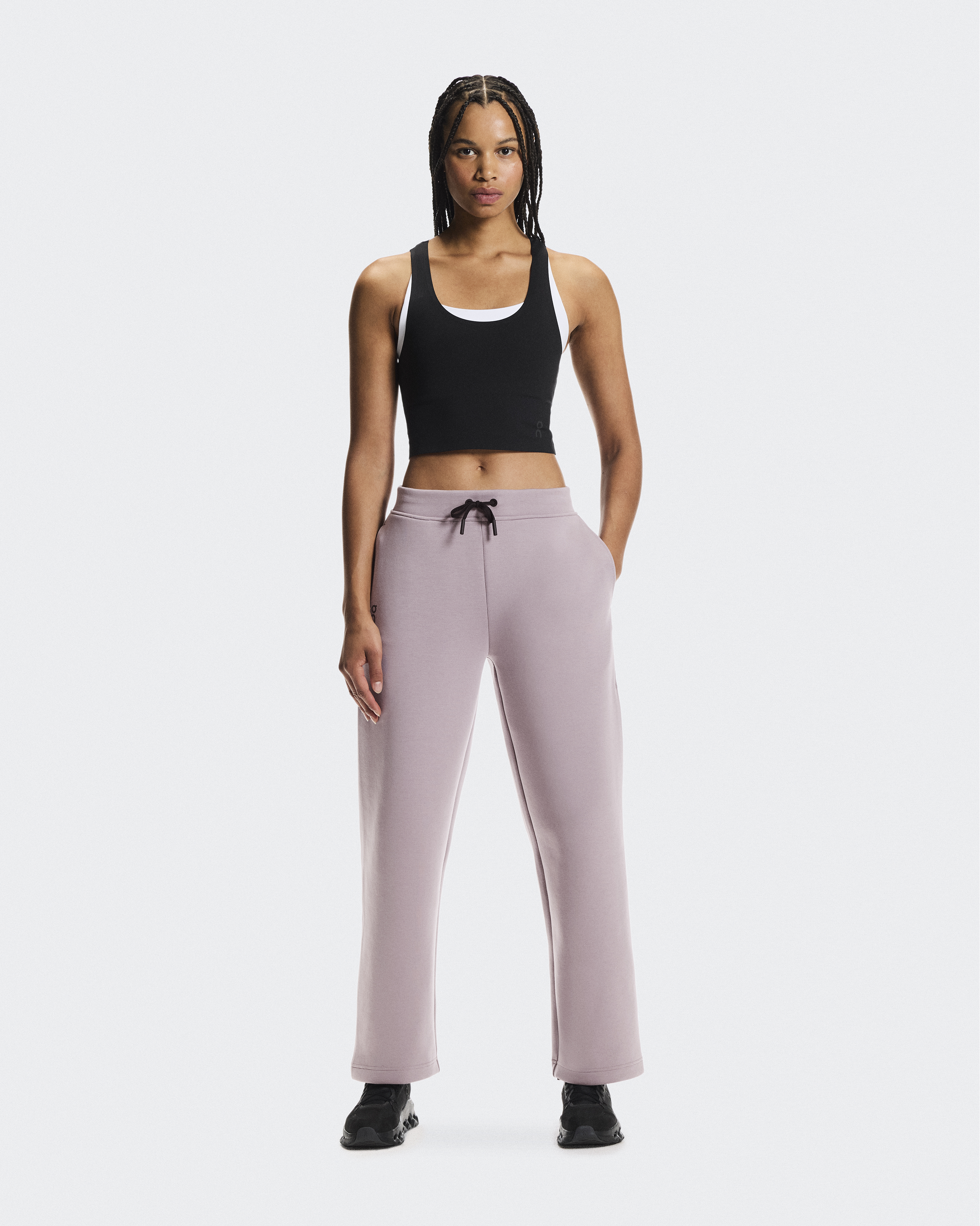 Women's Focus Tech Sweatpants | Blue | On Japan