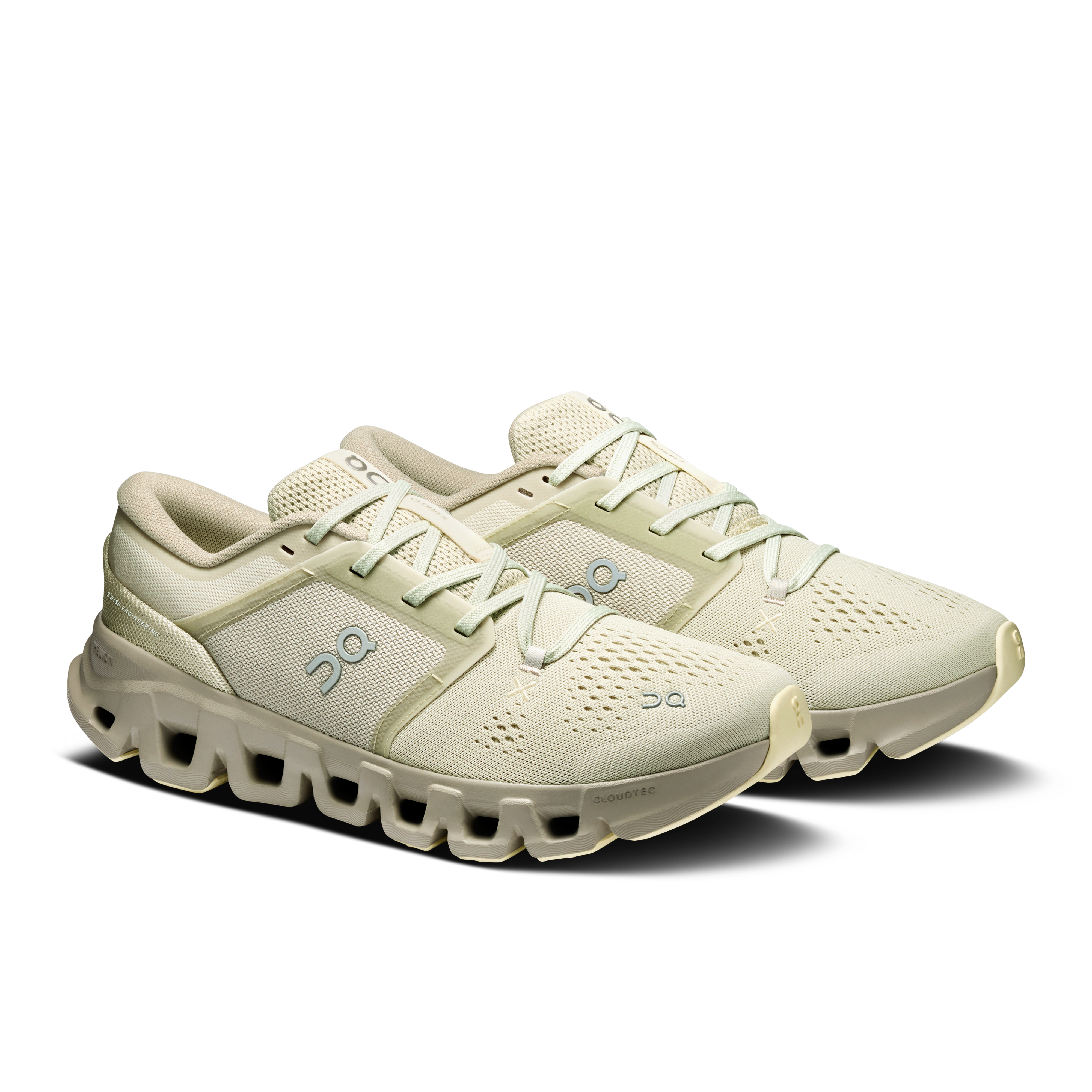 On Cloud X 5 Chalk & Brume Feminino Vida ativa Tênis