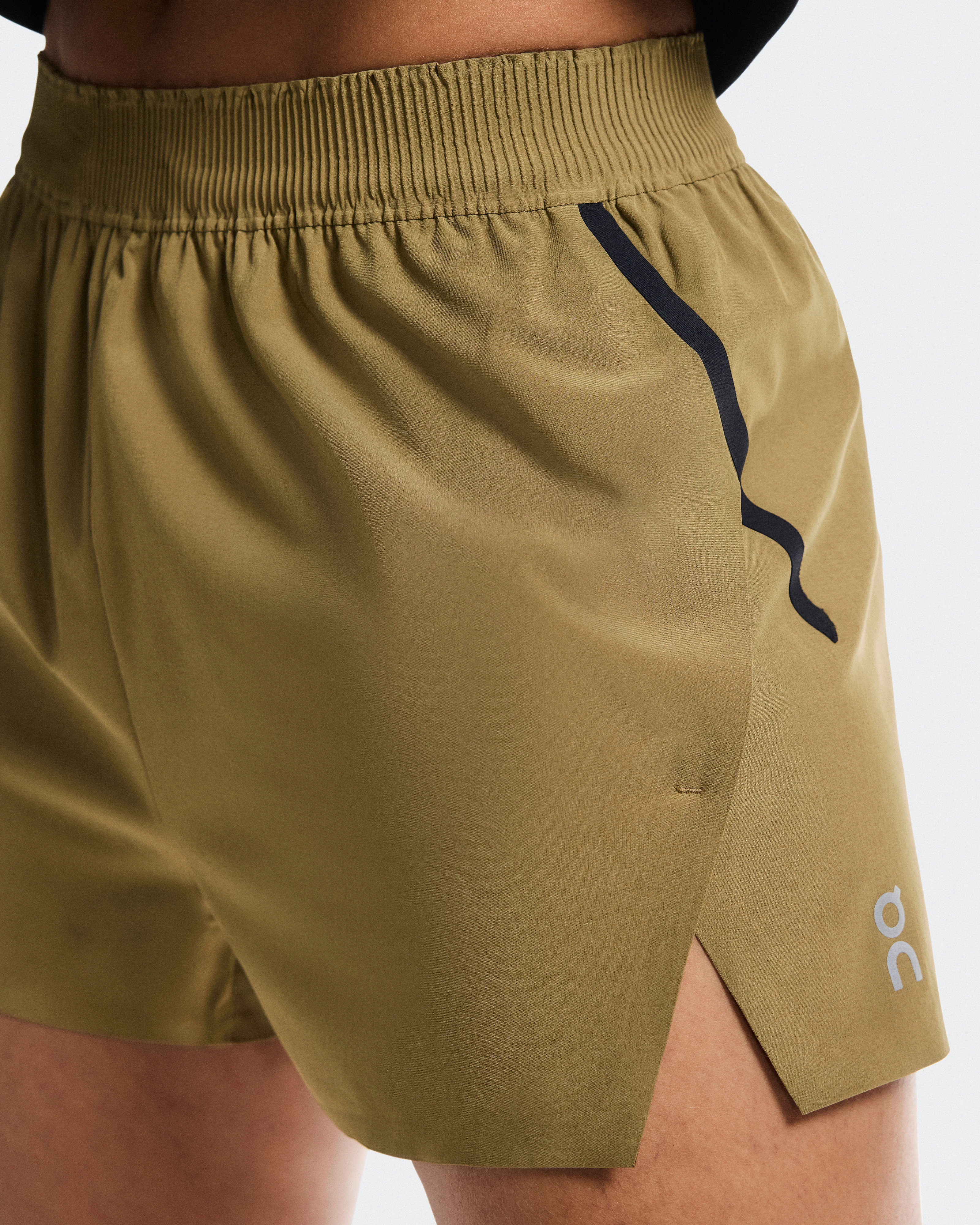 On Train Shorts Nutmeg Women Shorts