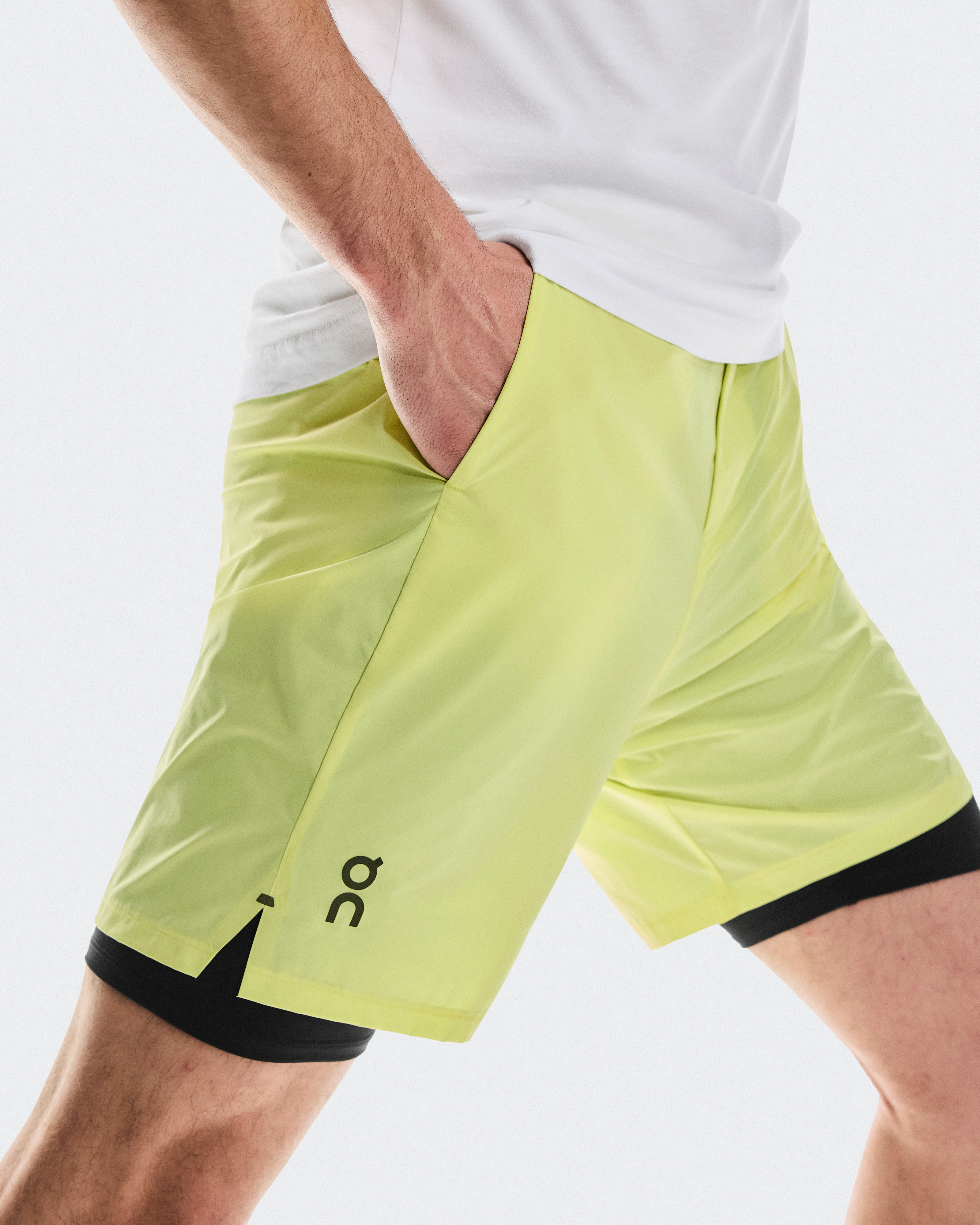 Performance Hybrid ShortMen / Limelight / L