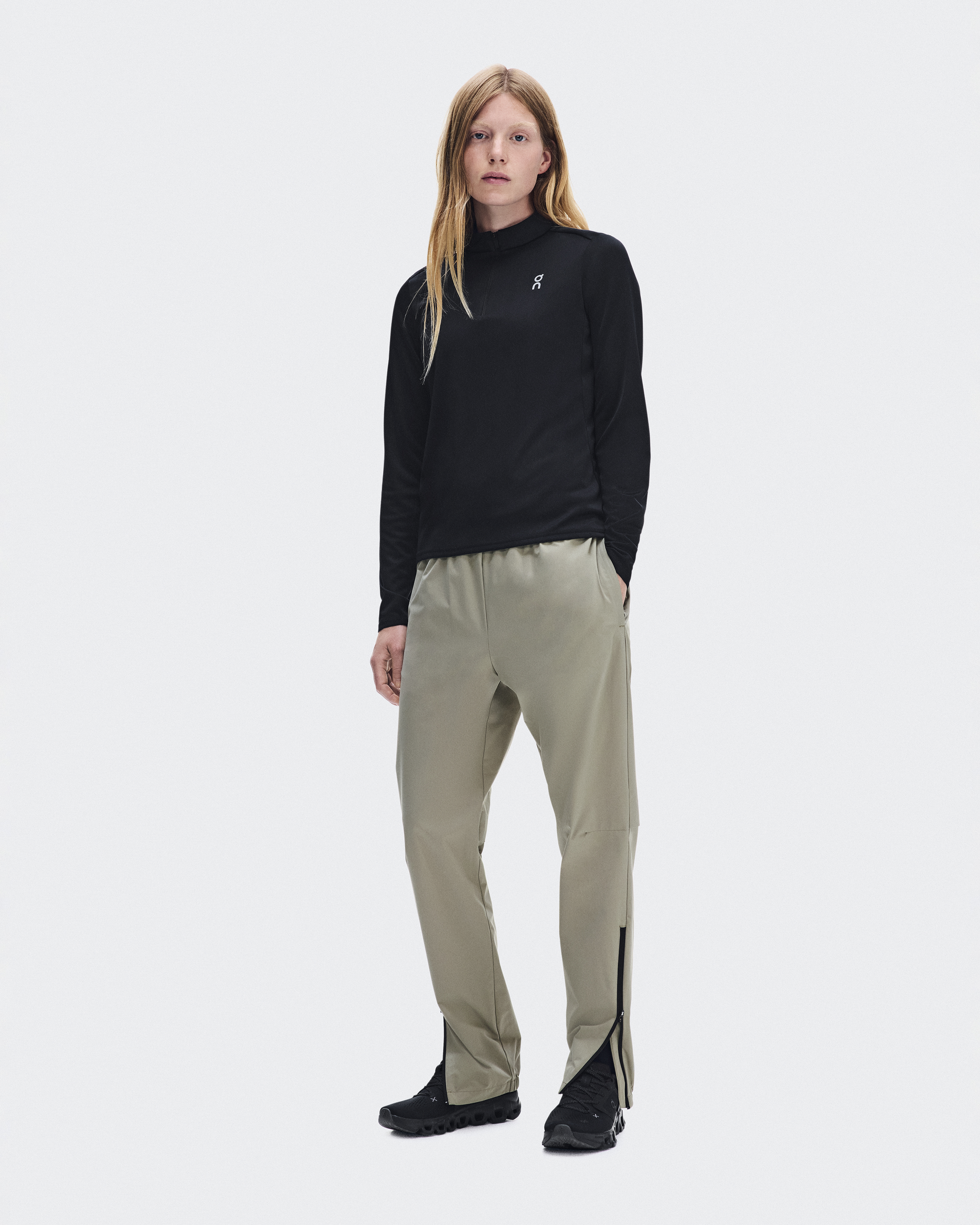 Core Pants: Lightweight & Stretchy Women's Running Gear | On | On
