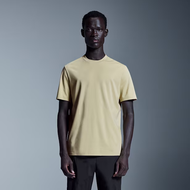 Focus-T Short-Sleeve Shirt in Caper
