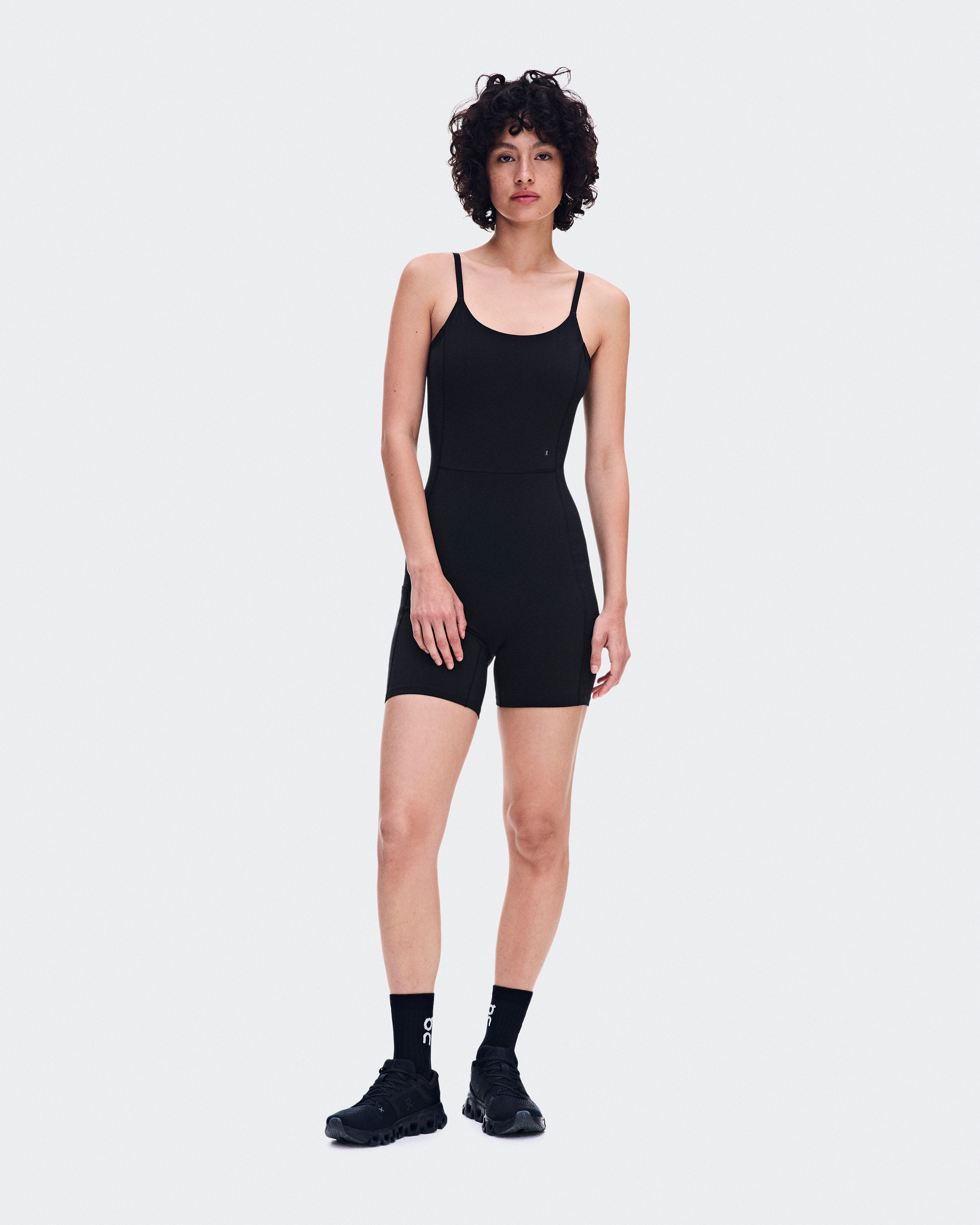 Studio Bodysuitنحيف / أسود / L